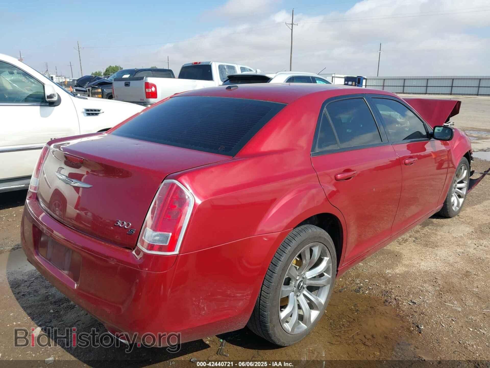 2014 CHRYSLER 300 - VIN: 2C3CCABG5EH301603 - Фото 4
