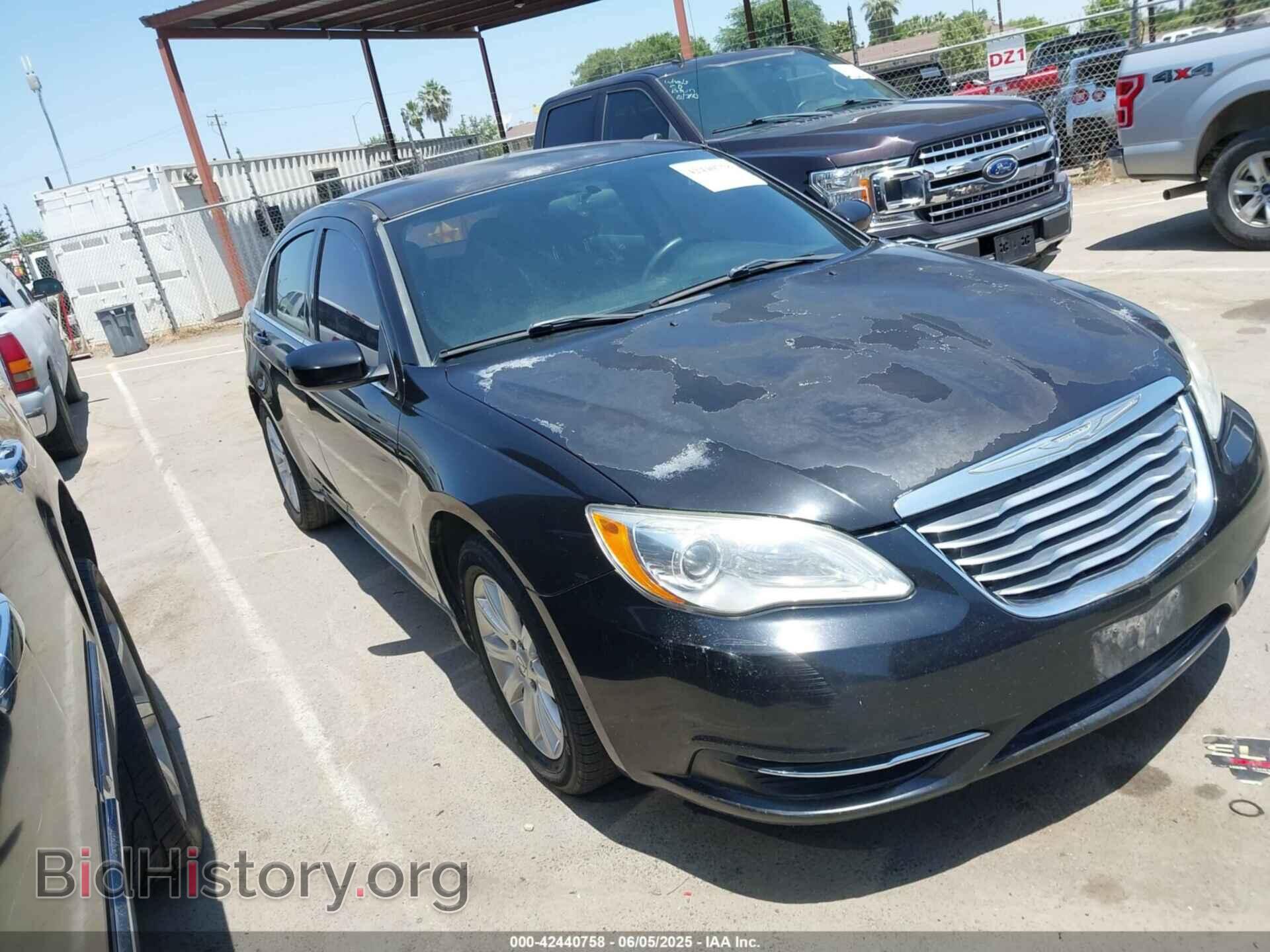 Фотография 1C3BC1FG0BN606760 - CHRYSLER 200 2011