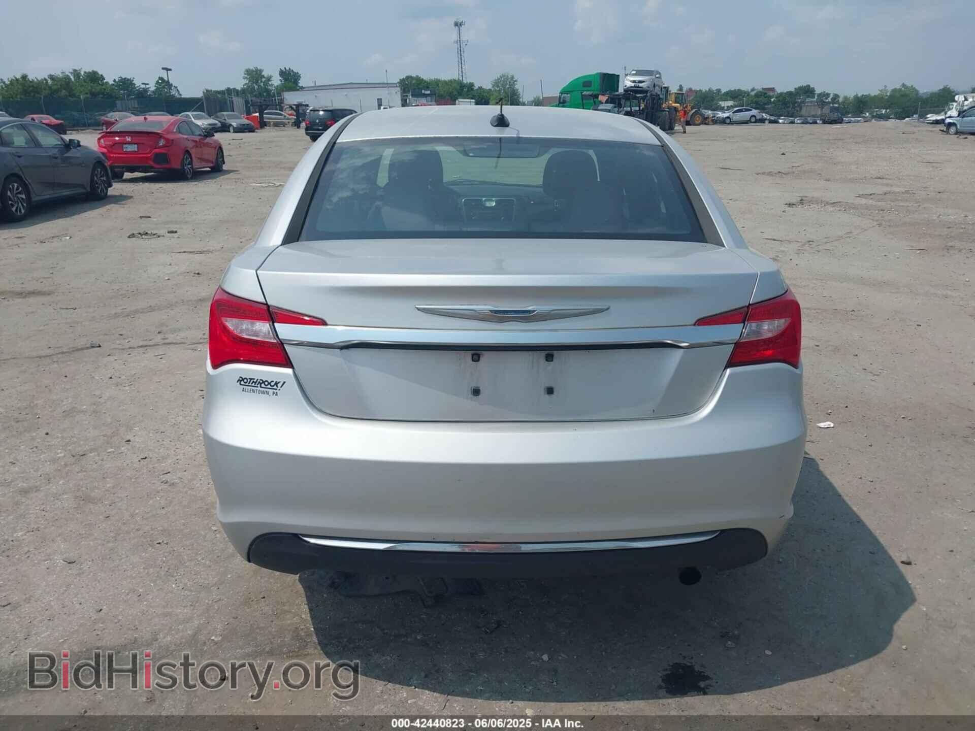 2012 CHRYSLER 200 - VIN: 1C3CCBABXCN305890 - Фото 16