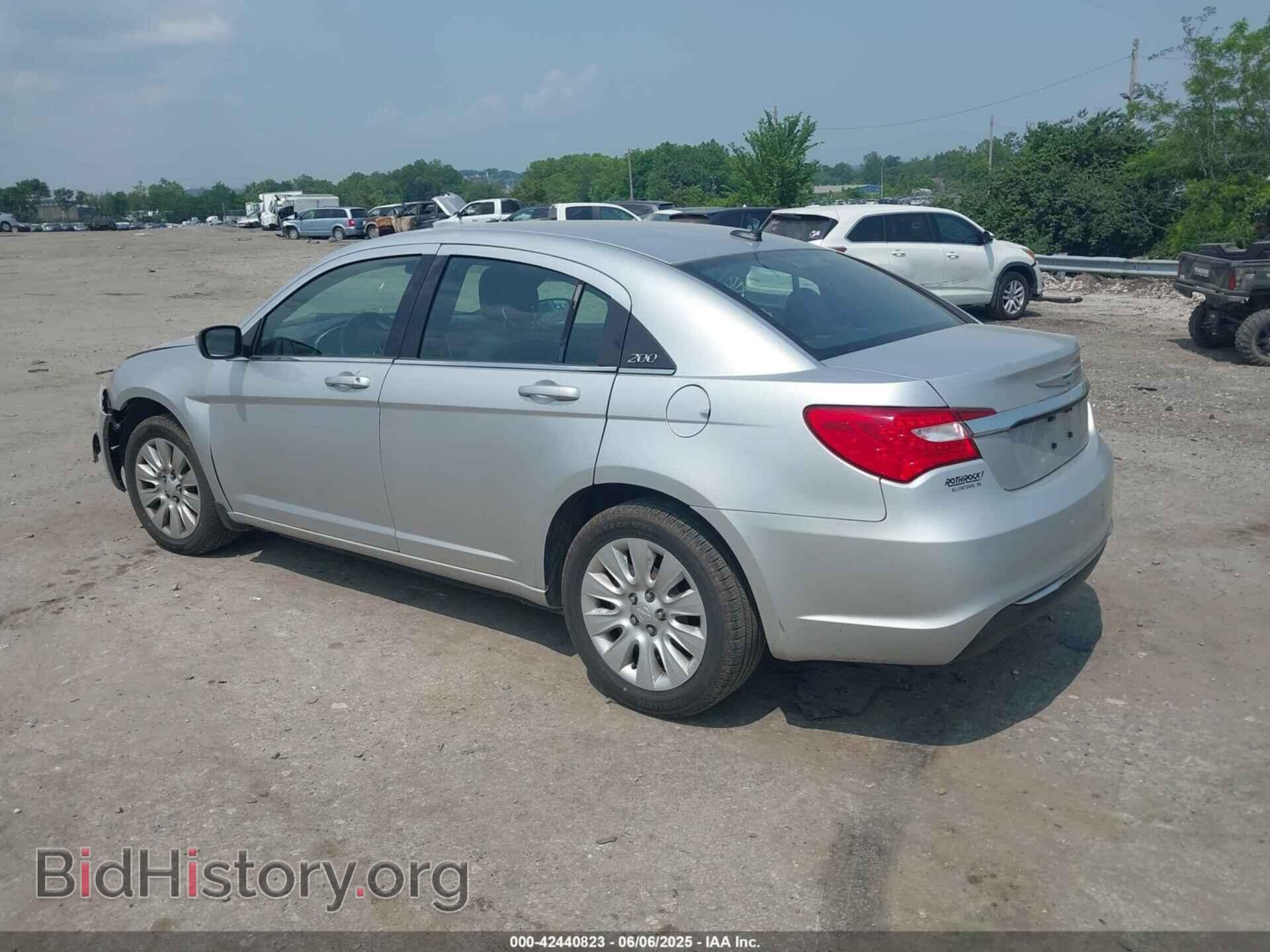 2012 CHRYSLER 200 - VIN: 1C3CCBABXCN305890 - Фото 3