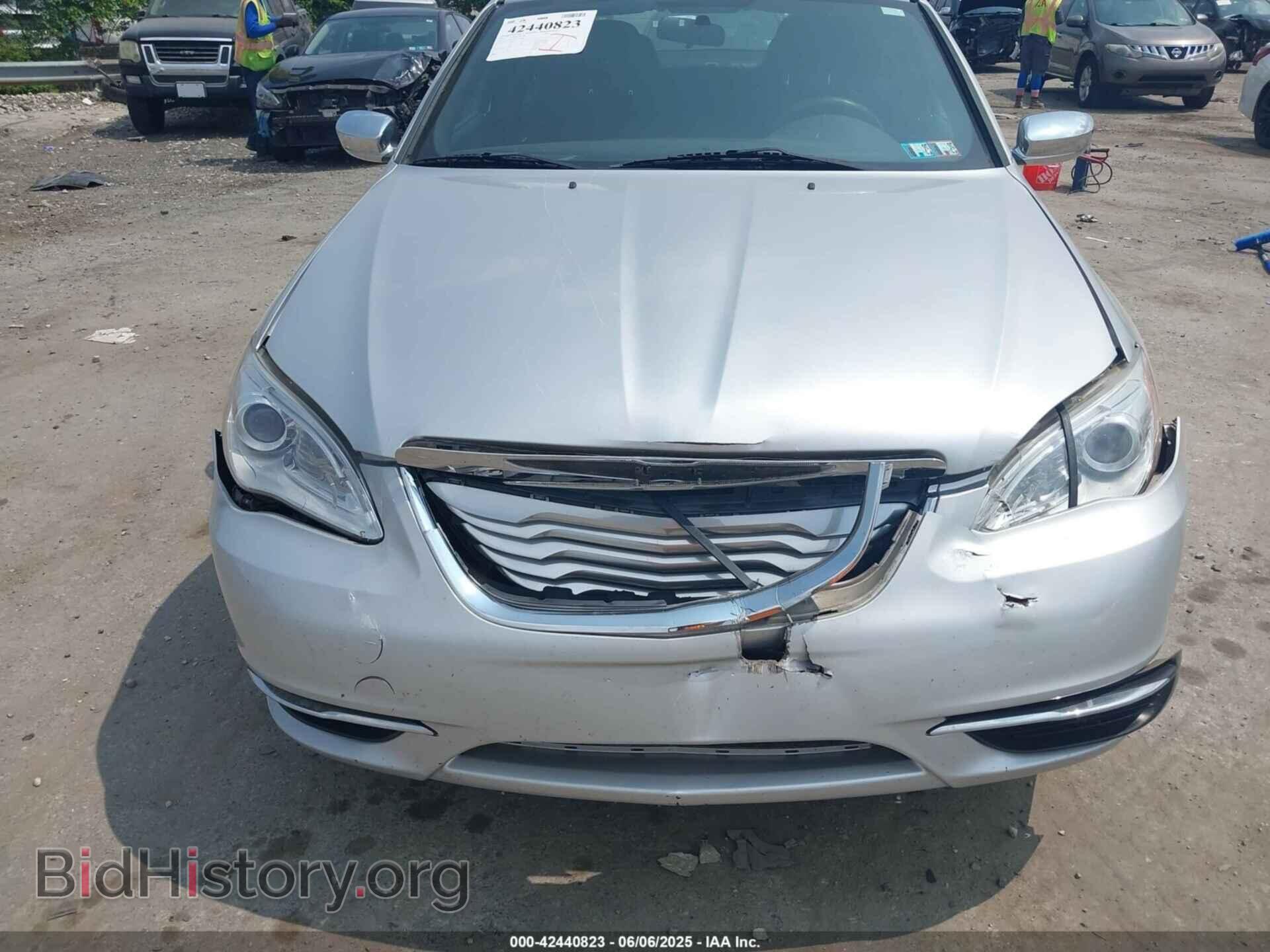 2012 CHRYSLER 200 - VIN: 1C3CCBABXCN305890 - Фото 6