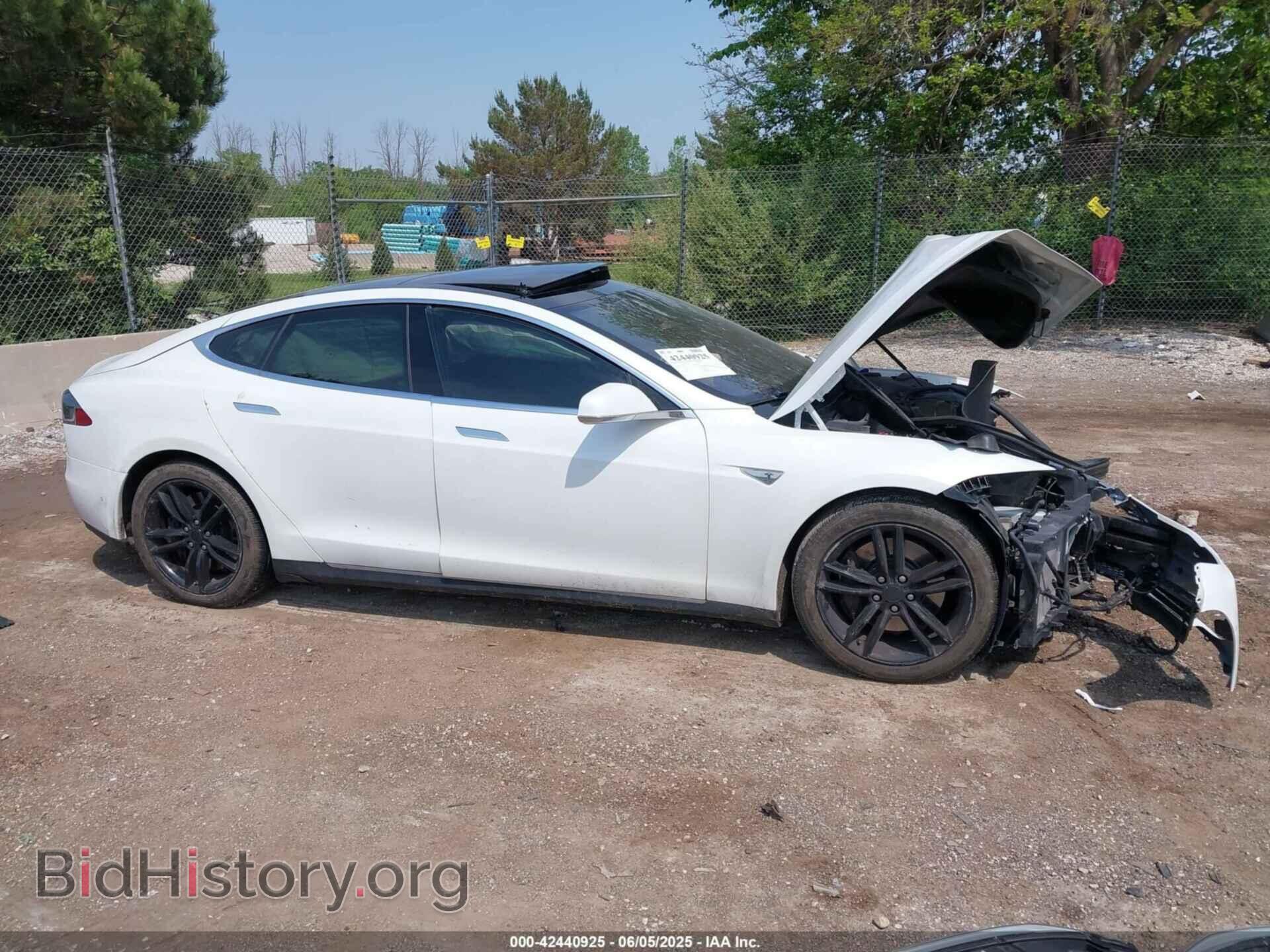 2015 TESLA MODEL S - VIN: 5YJSA1E2XFF117164 - Photo 13