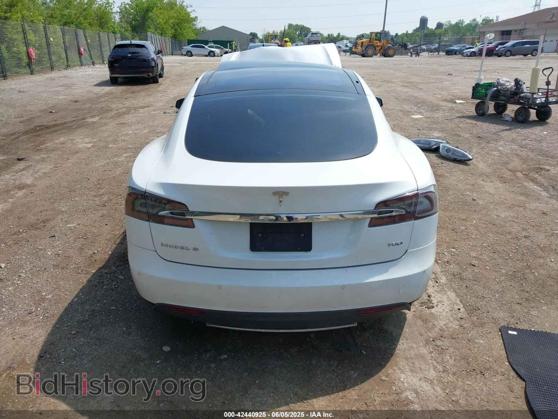 2015 TESLA MODEL S - VIN: 5YJSA1E2XFF117164 - Photo 16