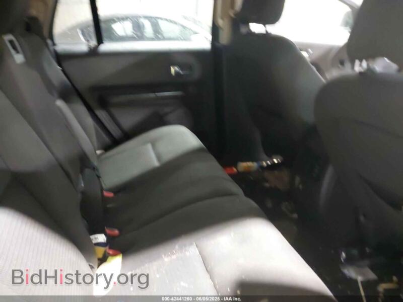 2010 Ford EDGE (VIN 2FMDK4JC8ABA22948) — photo 8 of 16