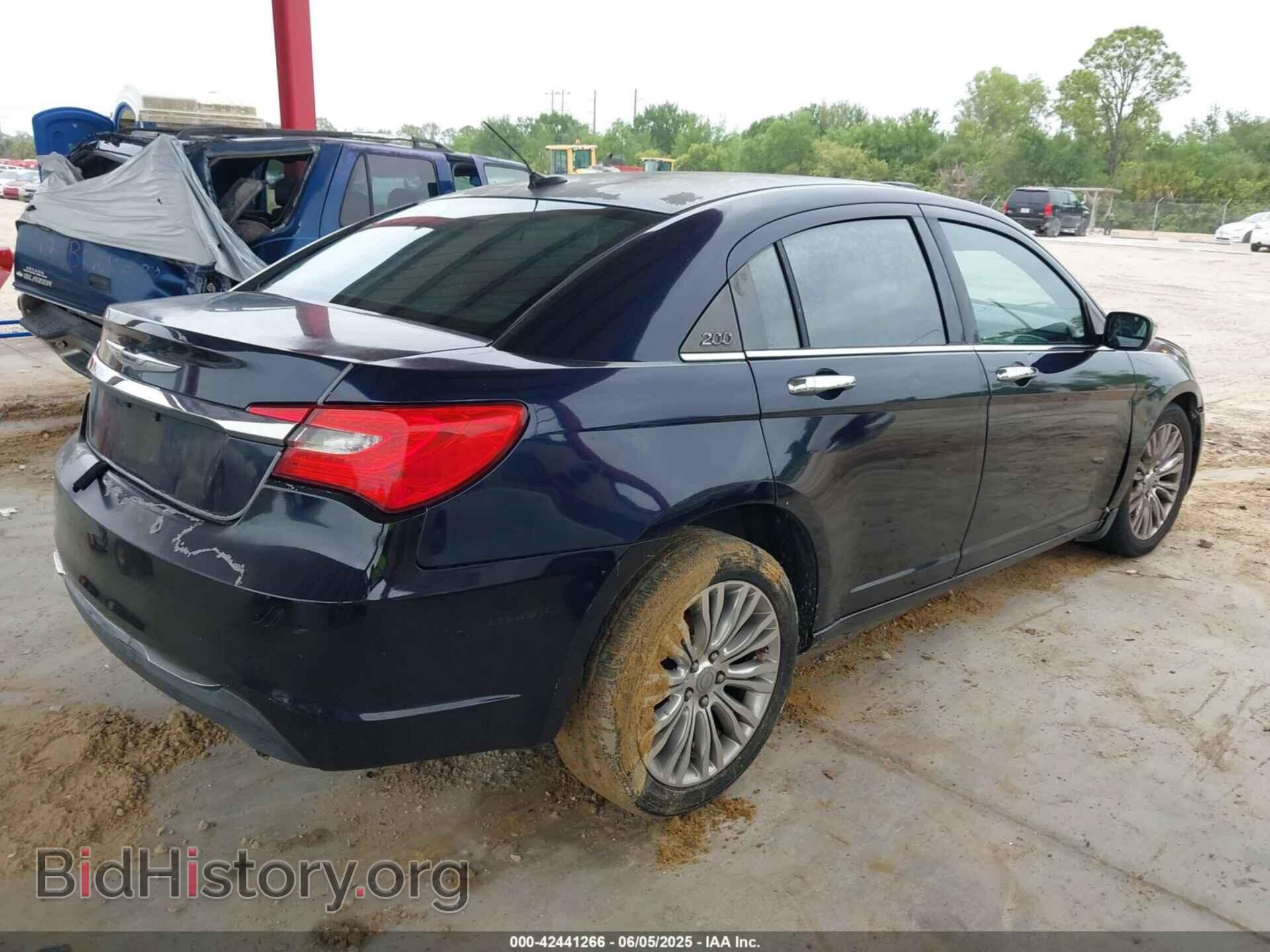 2012 CHRYSLER 200 - VIN: 1C3CCBCG1CN306385 - Фото 4