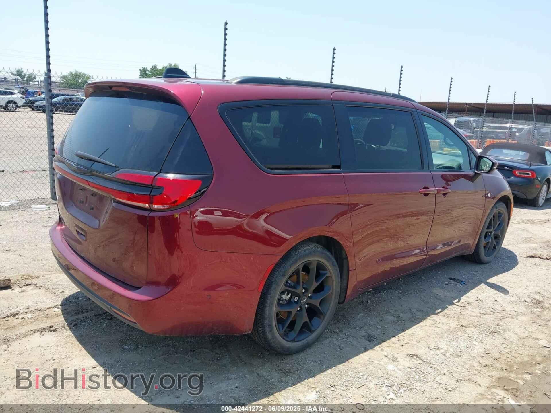 2023 CHRYSLER PACIFICA - VIN: 2C4RC1BG7PR513017 - Фото 4