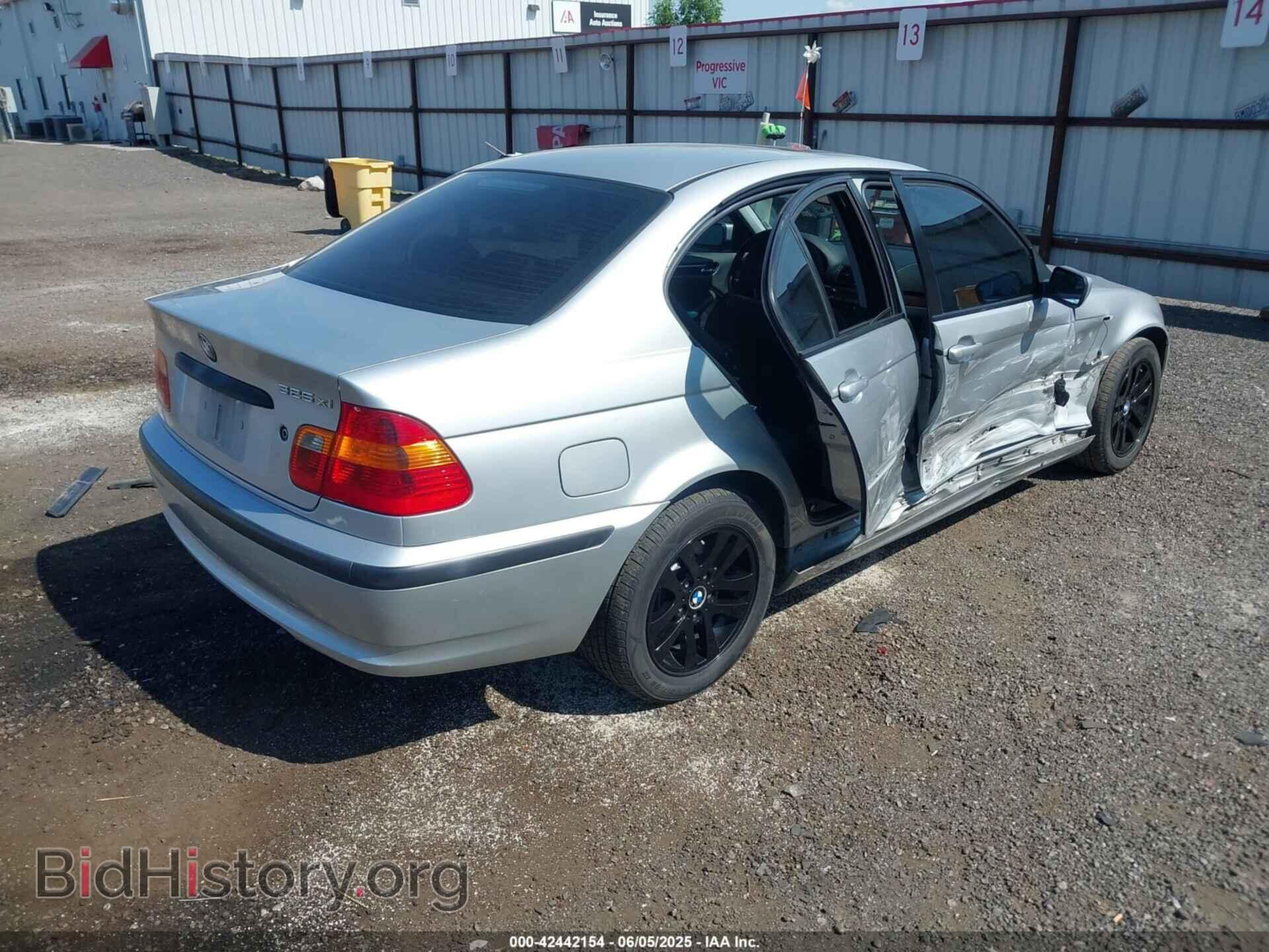 2005 BMW 325XI - VIN: WBAEU33405PR18501 - Фото 4