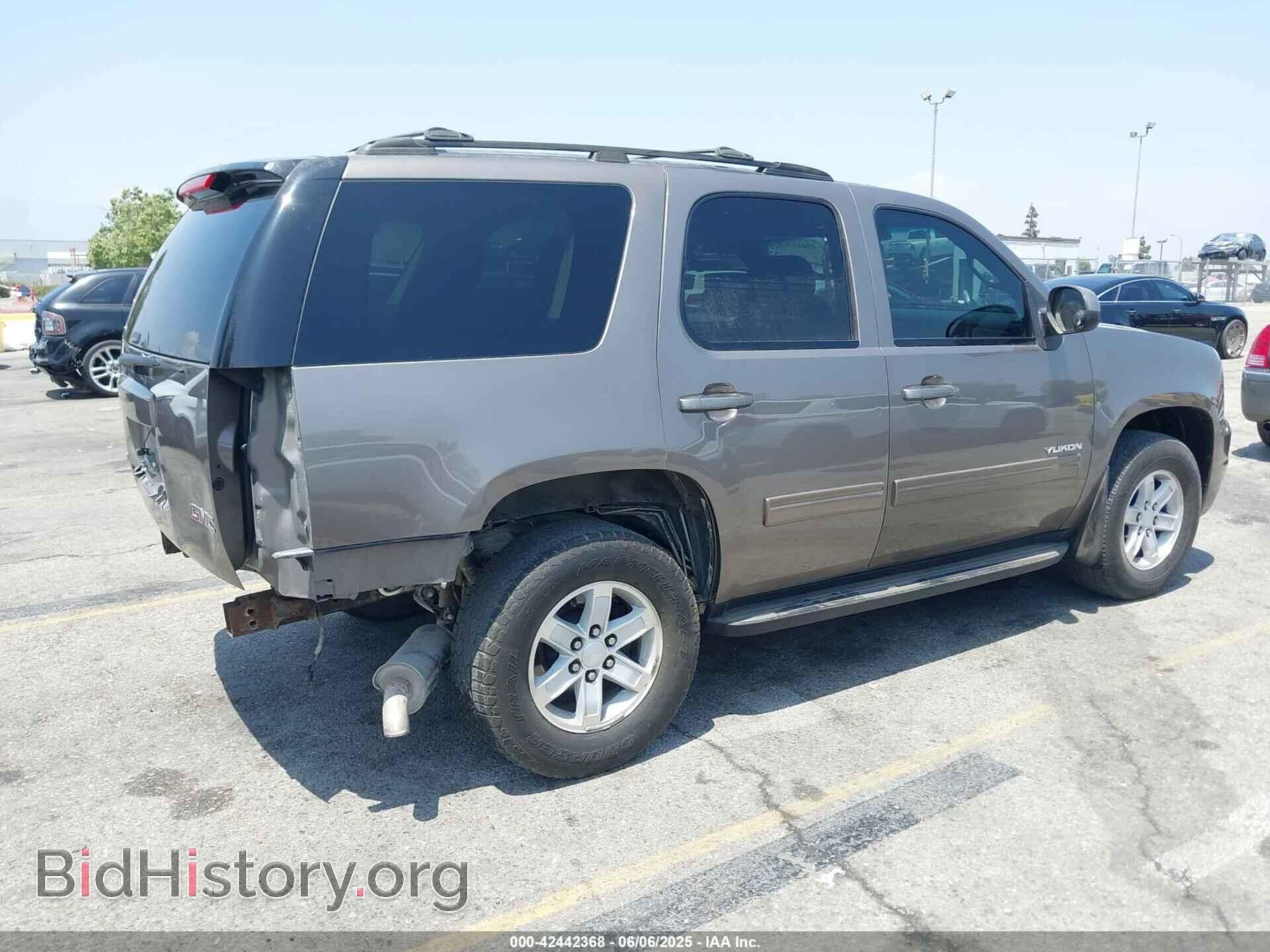 2012 GMC YUKON - VIN: 1GKS2AE08CR153621 - Photo 4