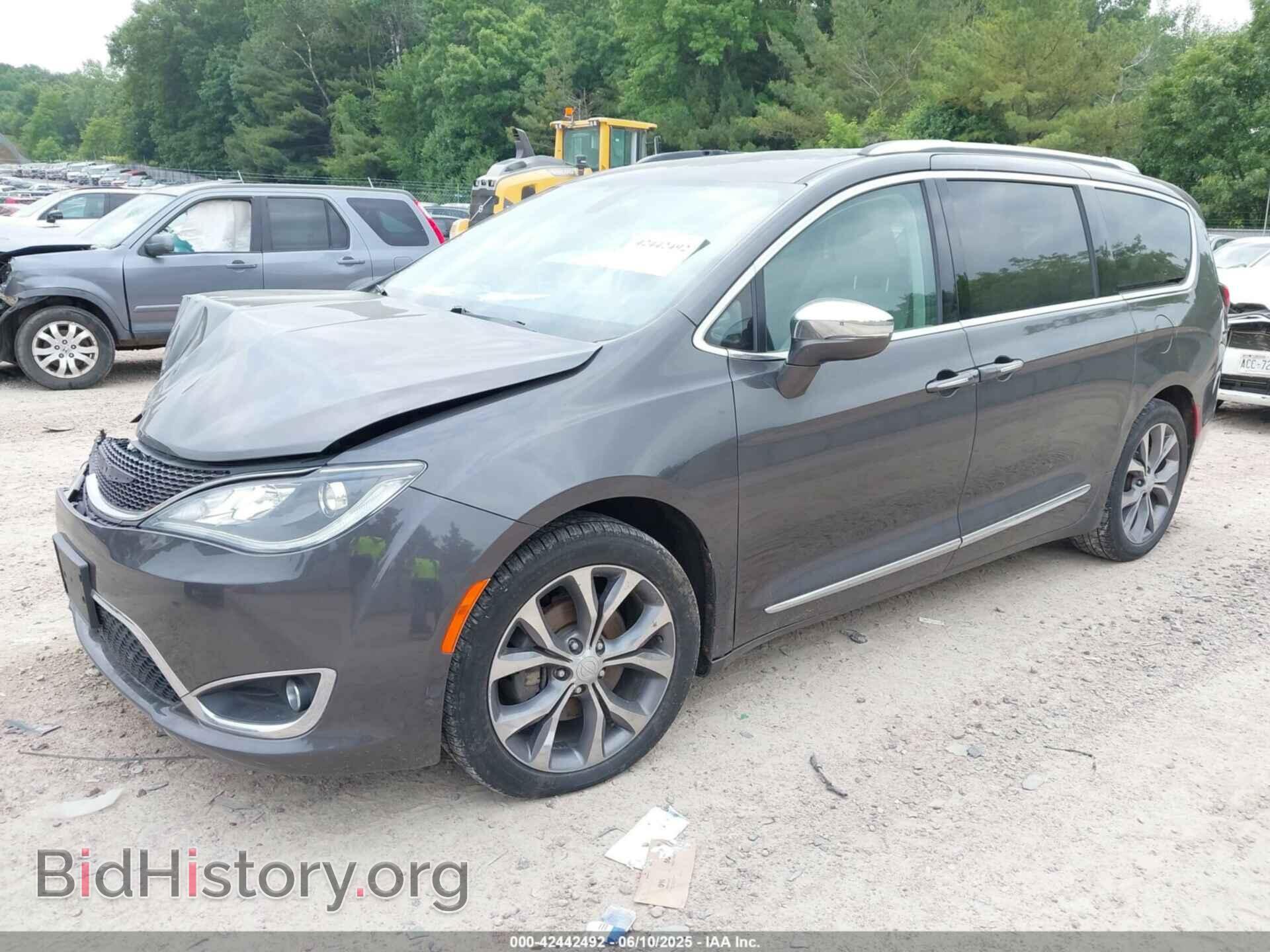 2017 CHRYSLER PACIFICA - VIN: 2C4RC1GG5HR648751 - Photo 2