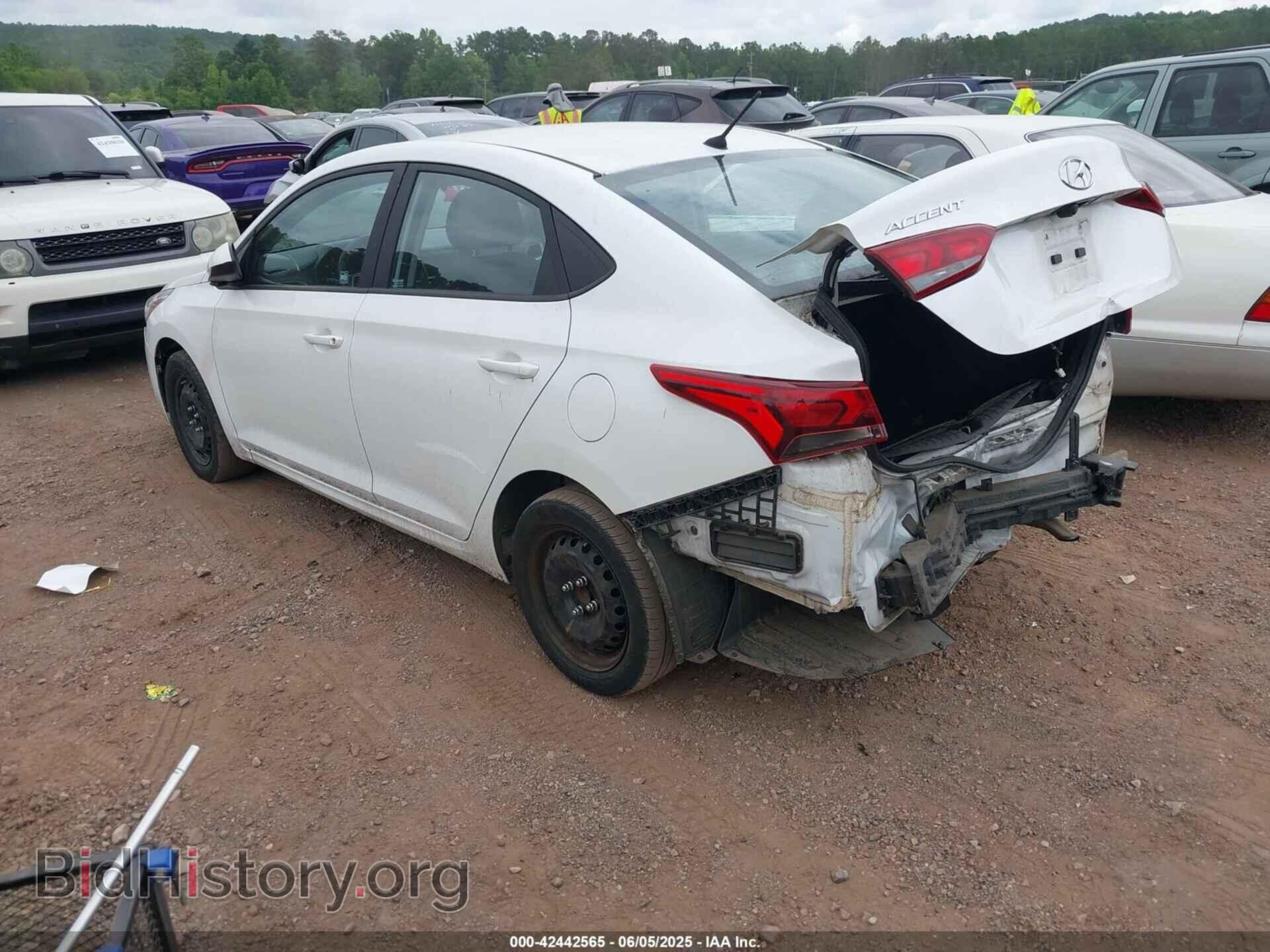 2019 HYUNDAI ACCENT - VIN: 3KPC24A38KE079547 - Фото 3