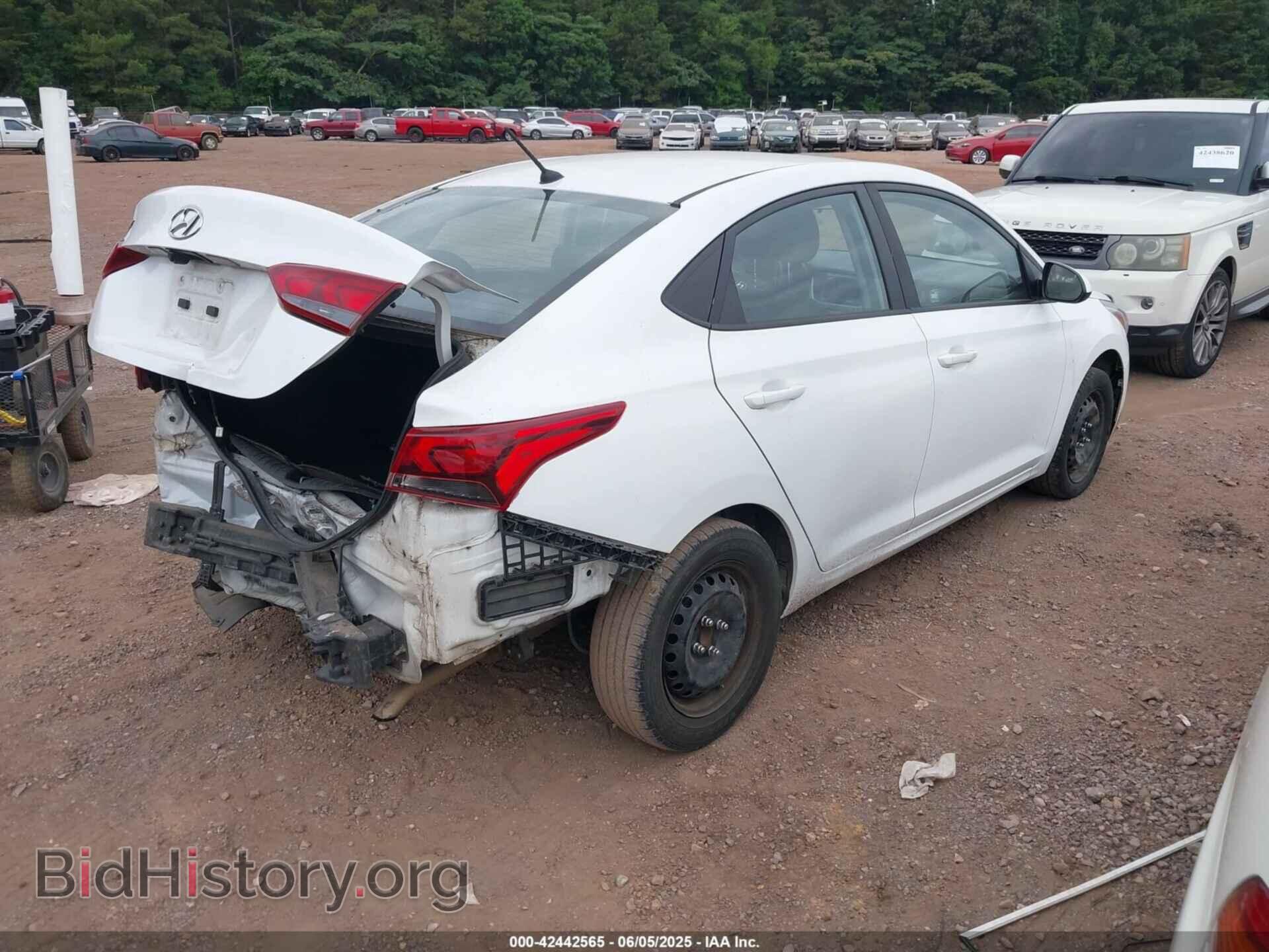2019 HYUNDAI ACCENT - VIN: 3KPC24A38KE079547 - Фото 4
