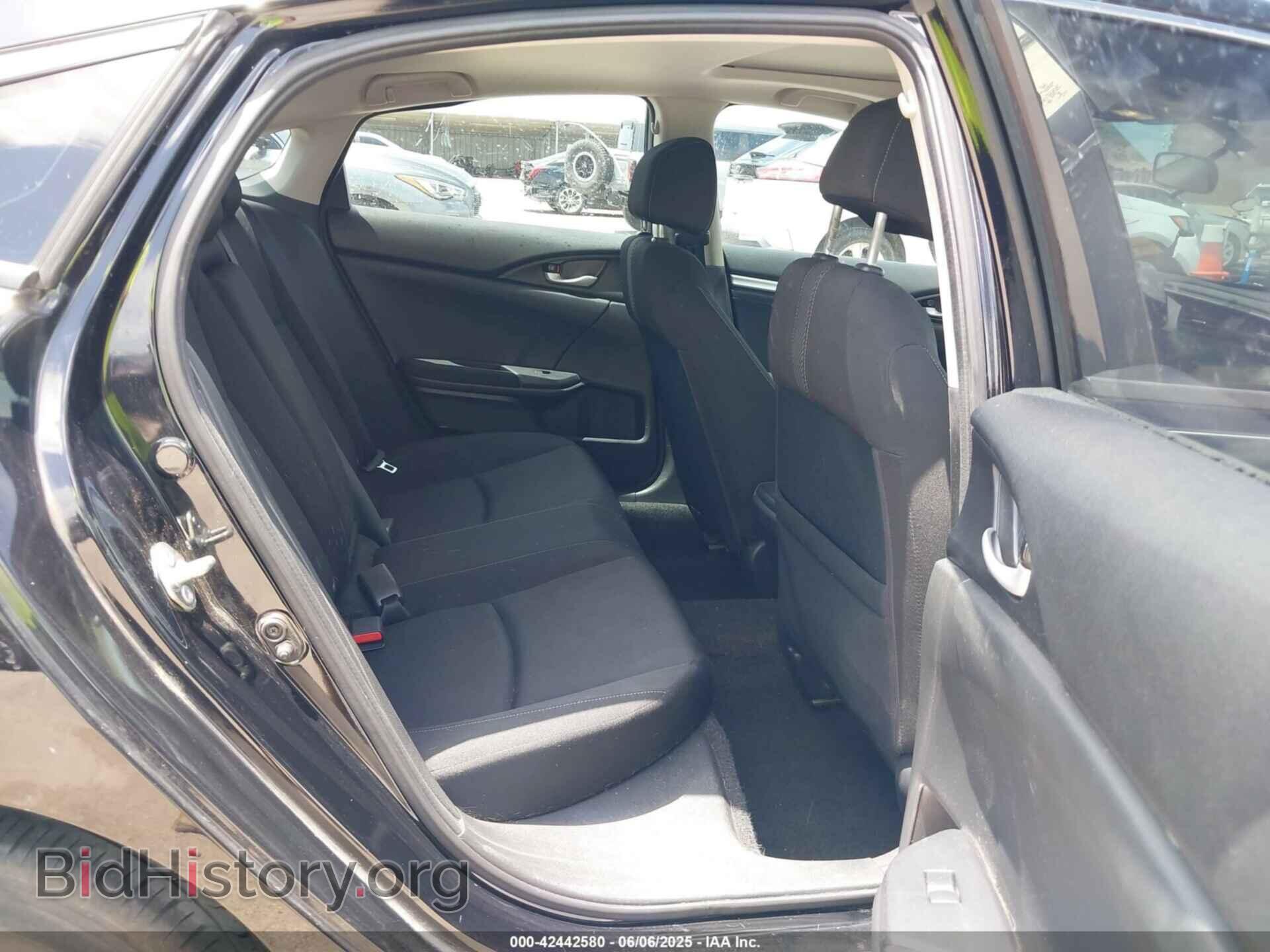 2018 HONDA CIVIC - VIN: 2HGFC2F73JH607753 - Фото 8