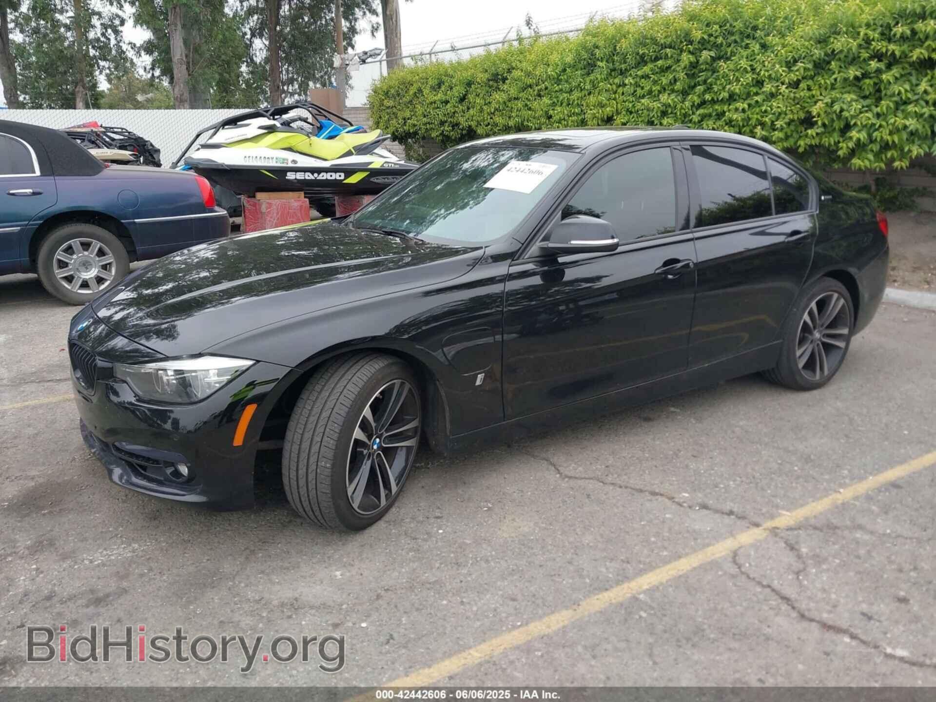 2018 BMW 330E - VIN: WBA8E1C55JA167593 - Фото 2