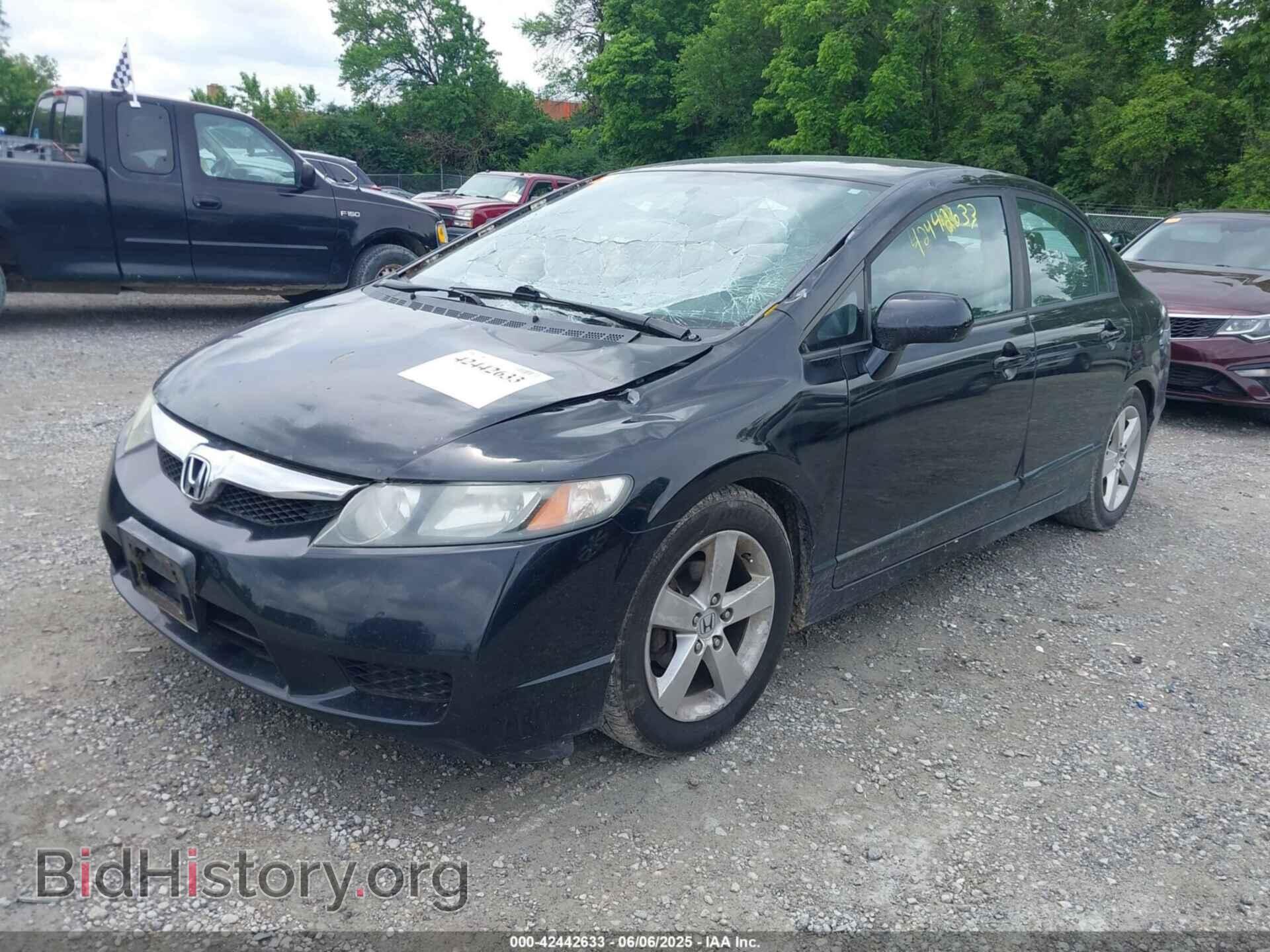 2010 HONDA CIVIC - VIN: 19XFA1F69AE082232 - Фото 2