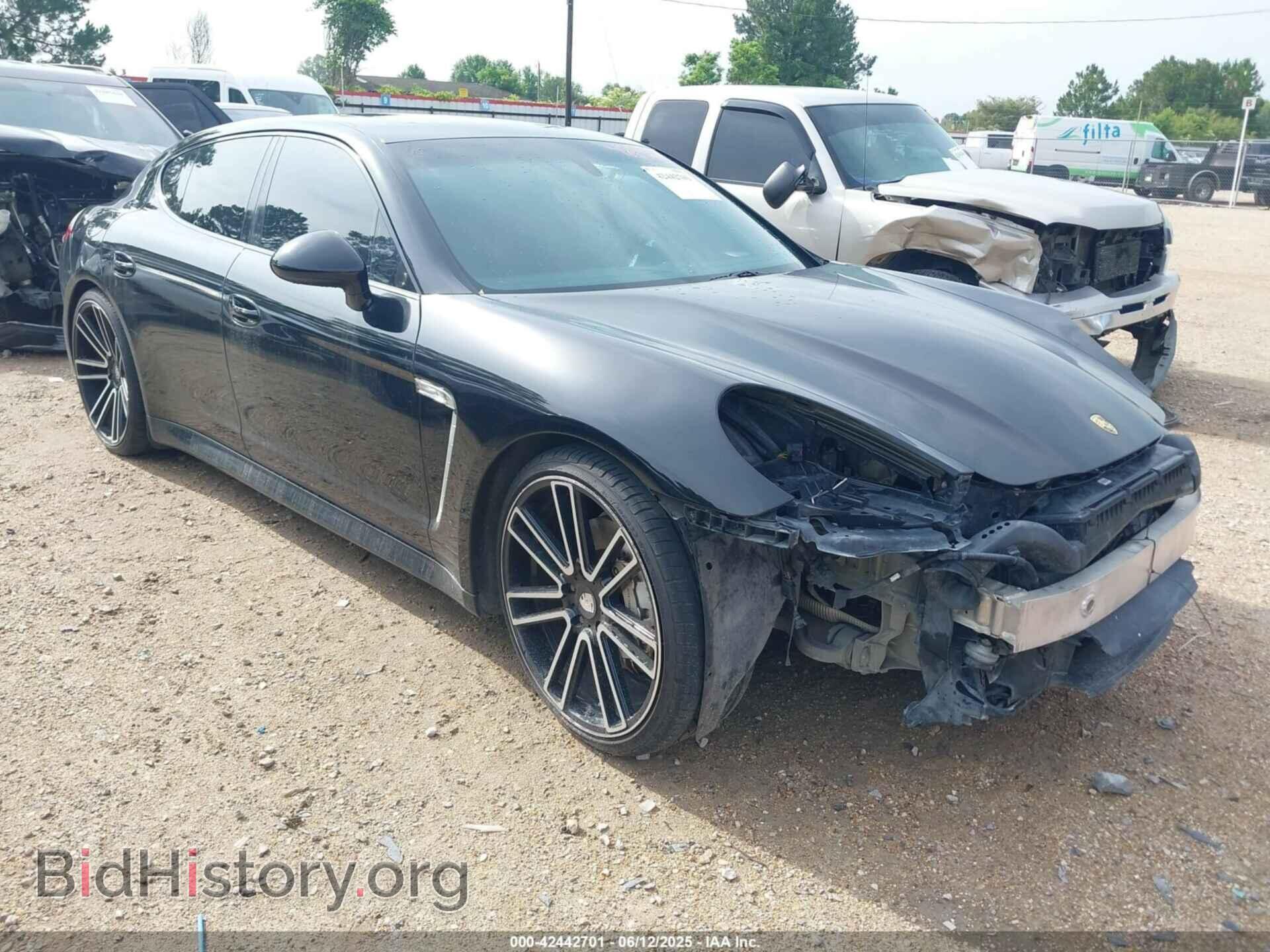 Фотография WP0AB2A75CL060249 - PORSCHE PANAMERA 2012