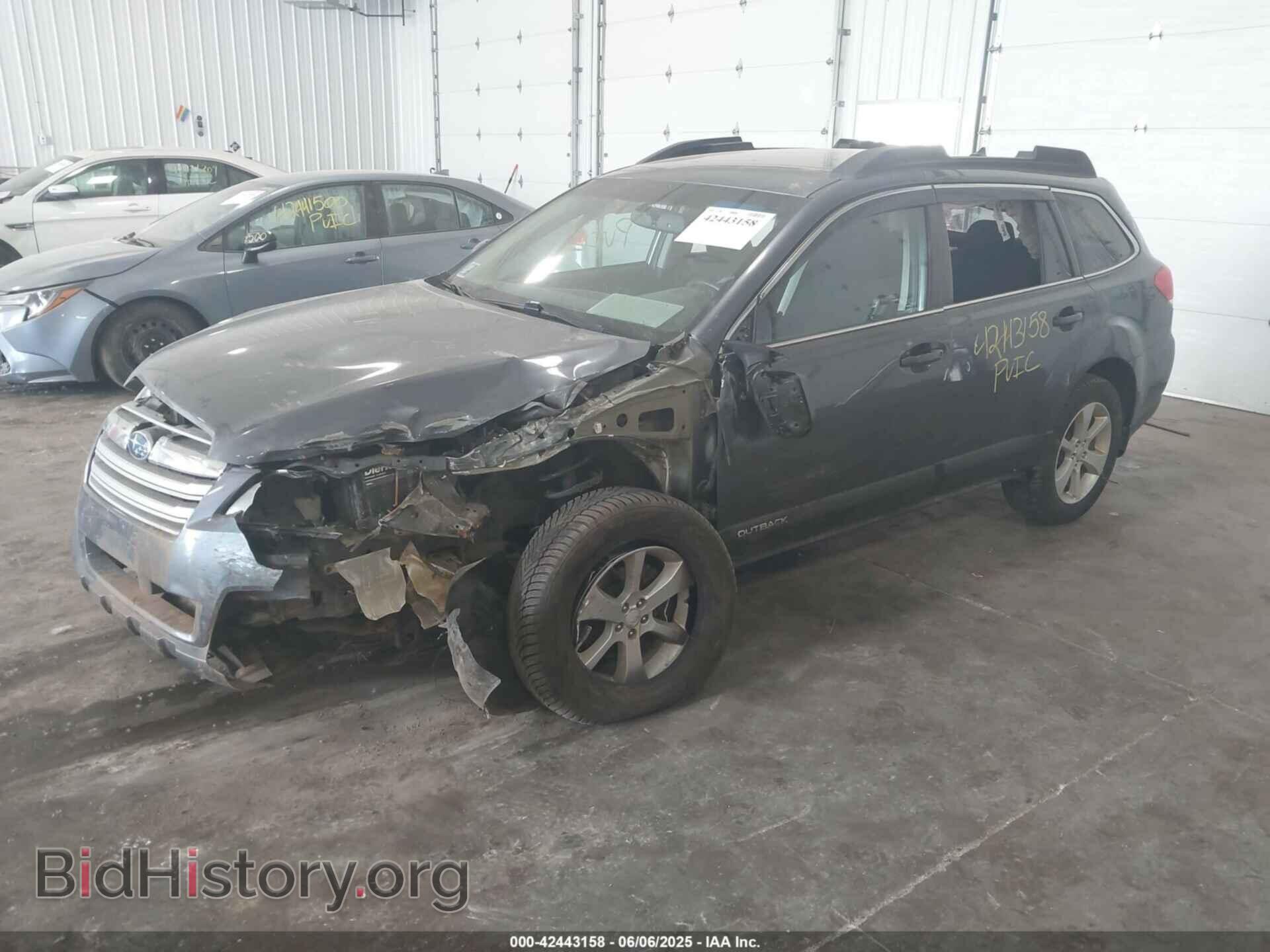 2014 SUBARU OUTBACK - VIN: 4S4BRCCC1E3211862 - Фото 2