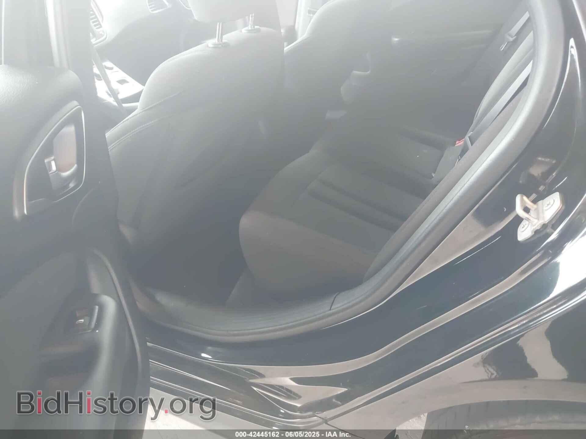 2015 CHRYSLER 200 - VIN: 1C3CCCABXFN689955 - Фото 8