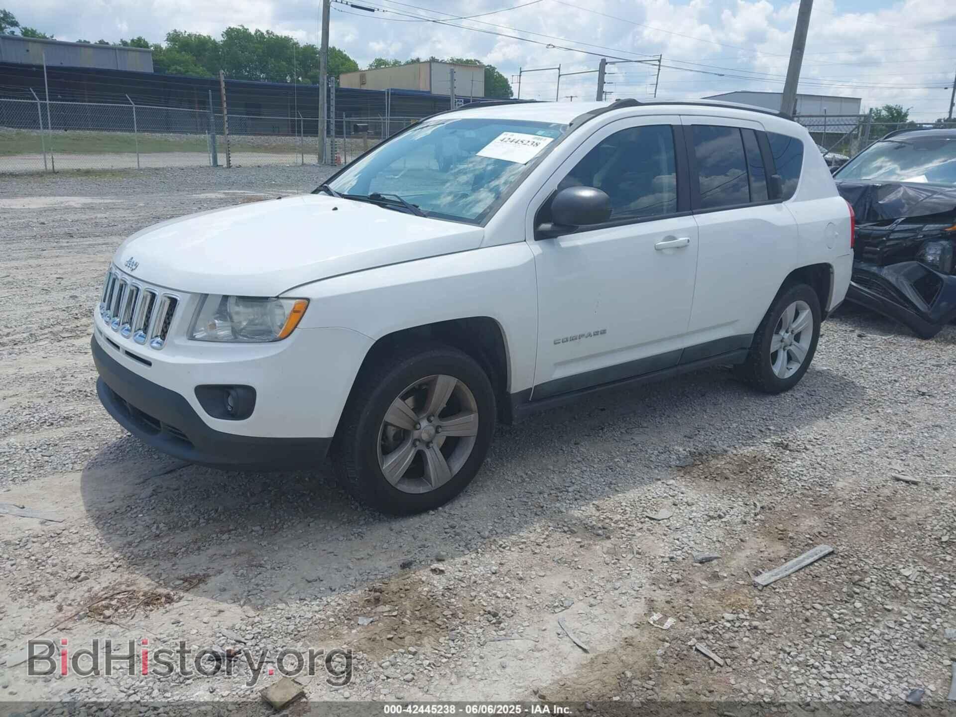 2011 JEEP COMPASS - VIN: 1J4NT1FB6BD253308 - Photo 2