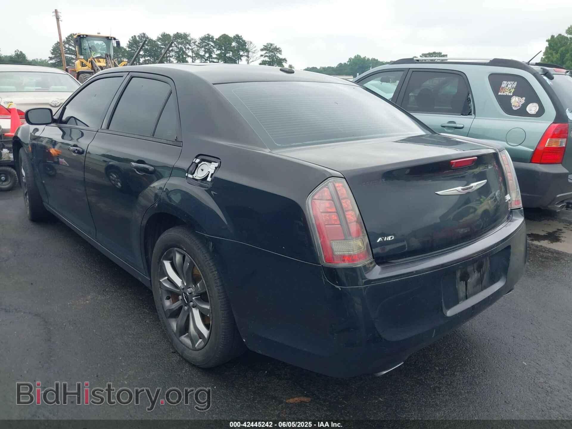 2014 CHRYSLER 300 - VIN: 2C3CCAGG3EH311832 - Фото 3
