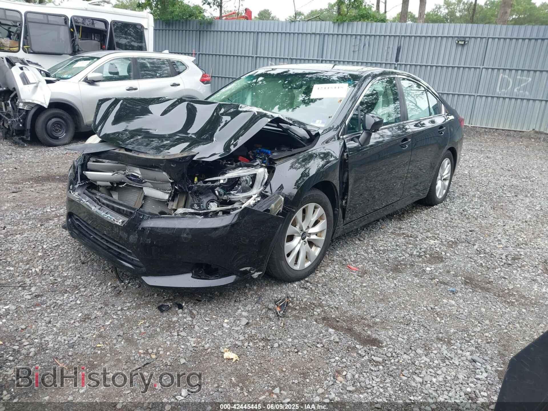 2017 SUBARU LEGACY - VIN: 4S3BNAC68H3053216 - Фото 2