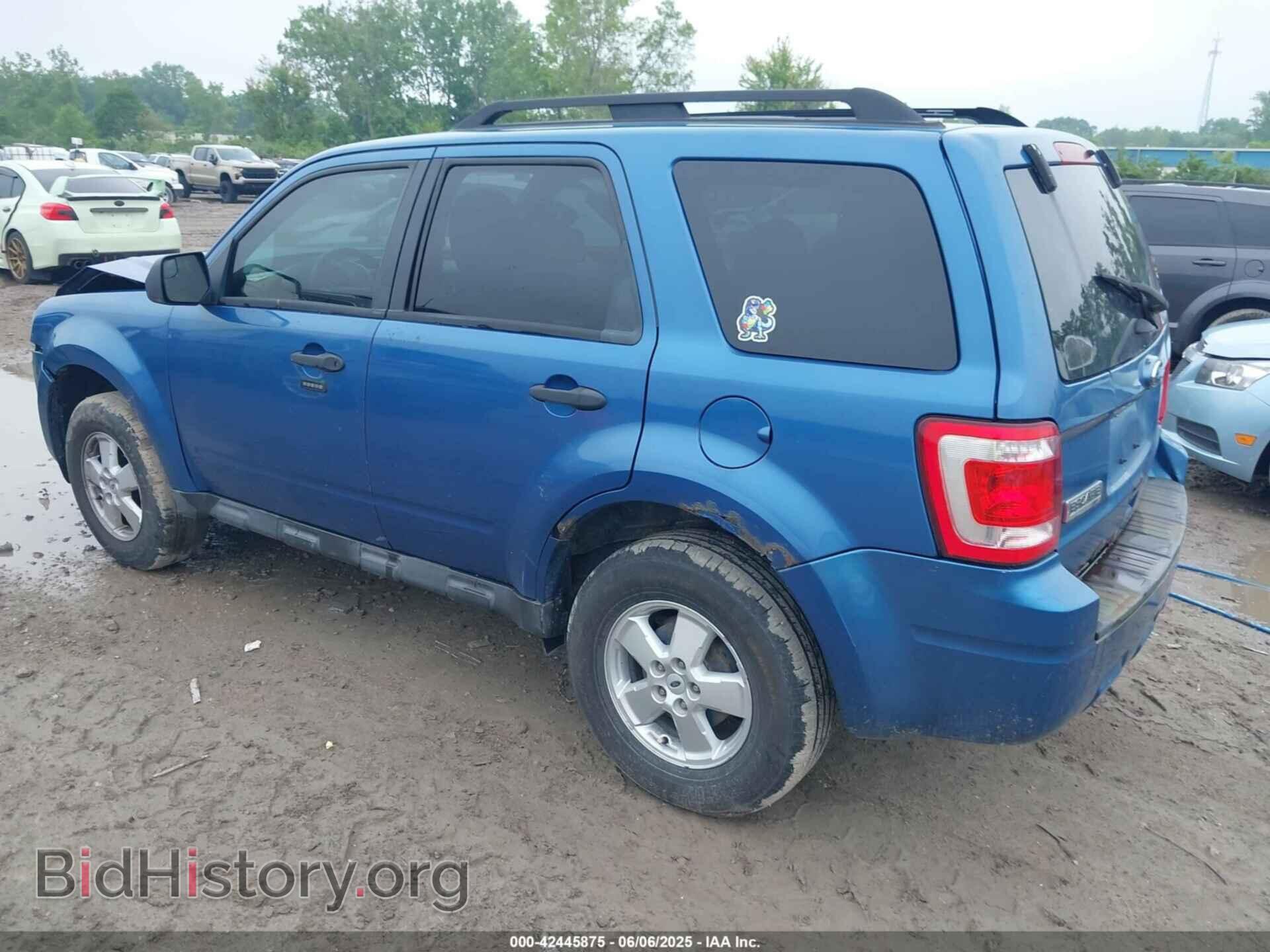 2010 FORD ESCAPE - VIN: 1FMCU0D75AKA95245 - Фото 3