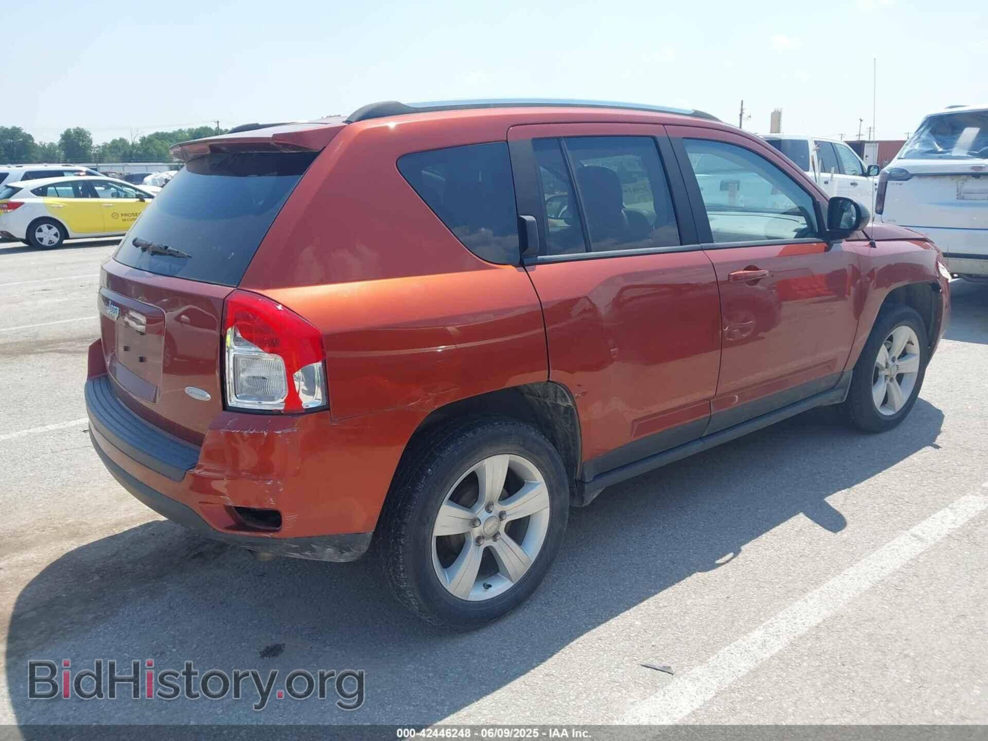 2012 JEEP COMPASS - VIN: 1C4NJCEB0CD610587 - Photo 4