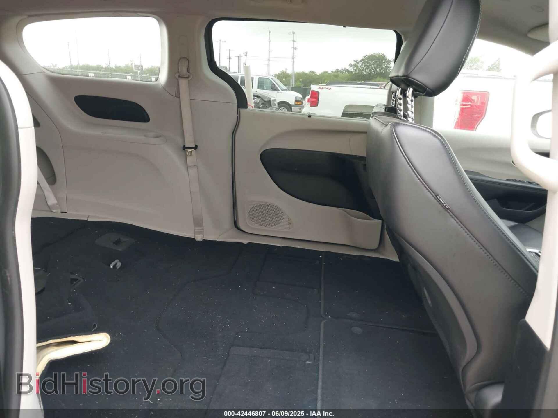 2023 CHRYSLER PACIFICA - VIN: 2C4RC1BG6PR532996 - Фото 8