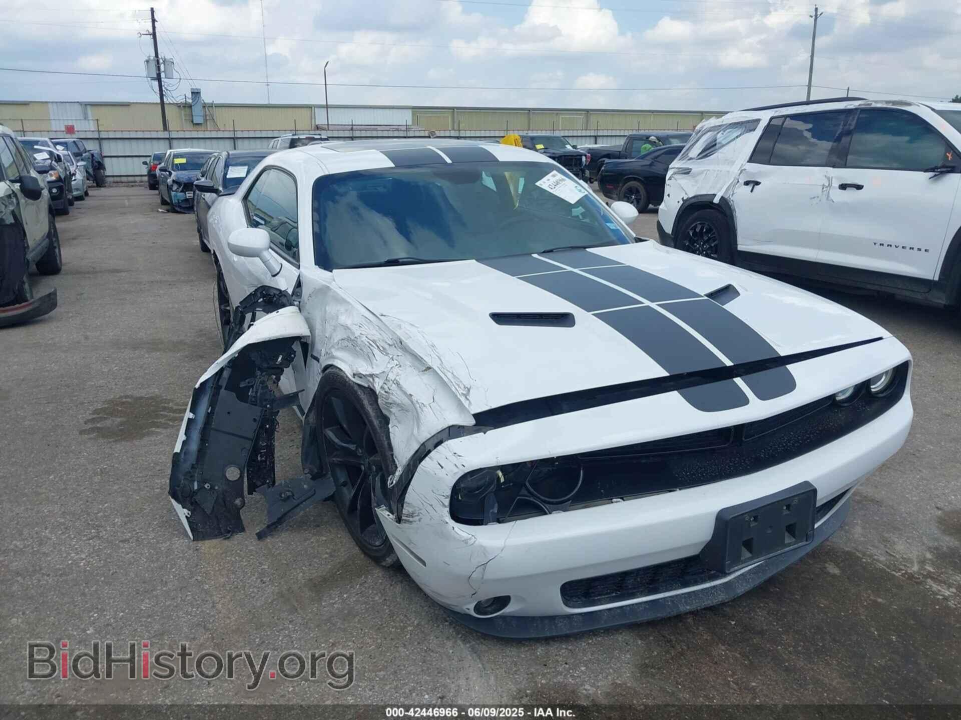 Photo 2C3CDZBT3HH613335 - DODGE CHALLENGER 2017