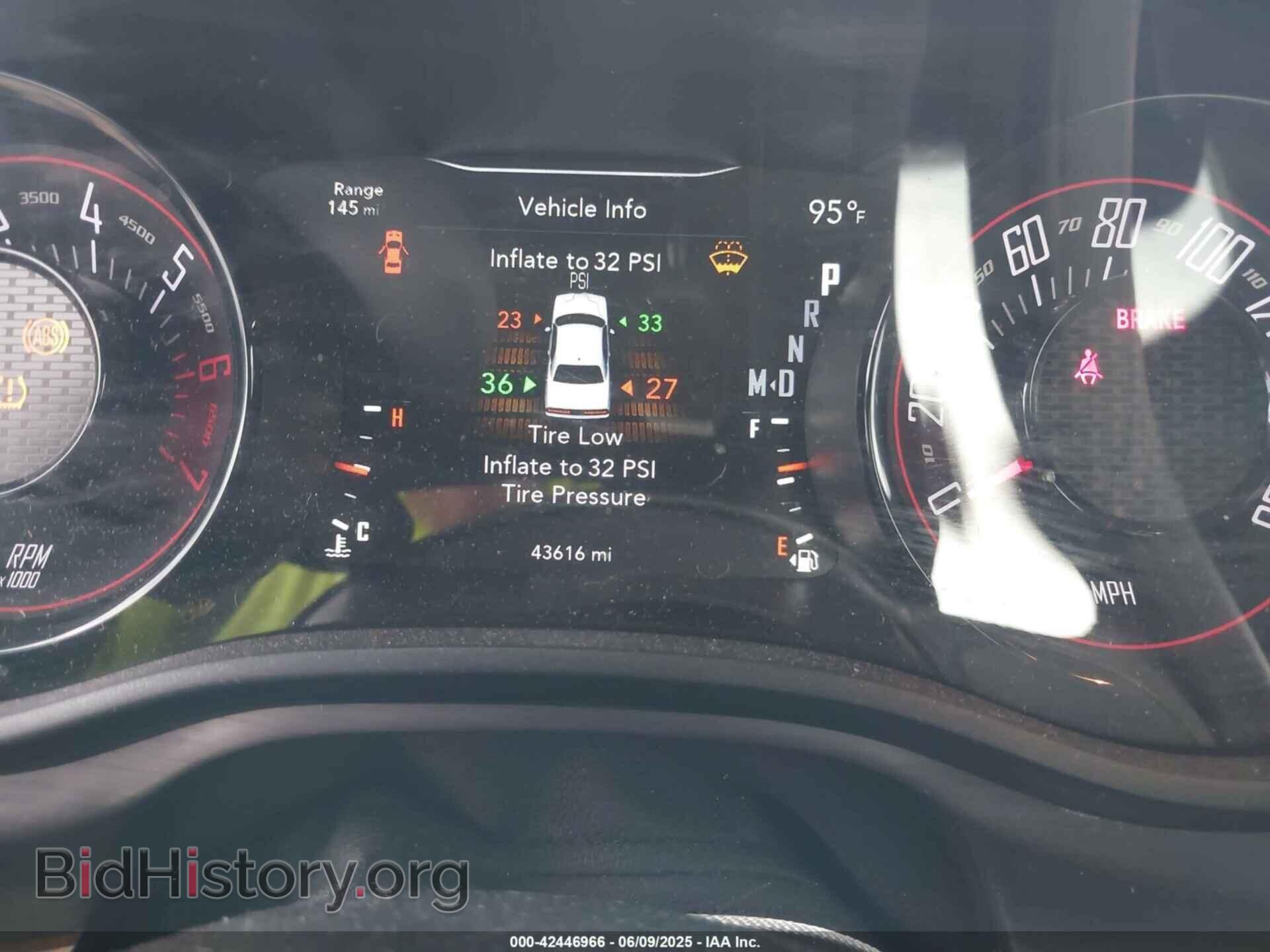2017 DODGE CHALLENGER - VIN: 2C3CDZBT3HH613335 - Фото 7