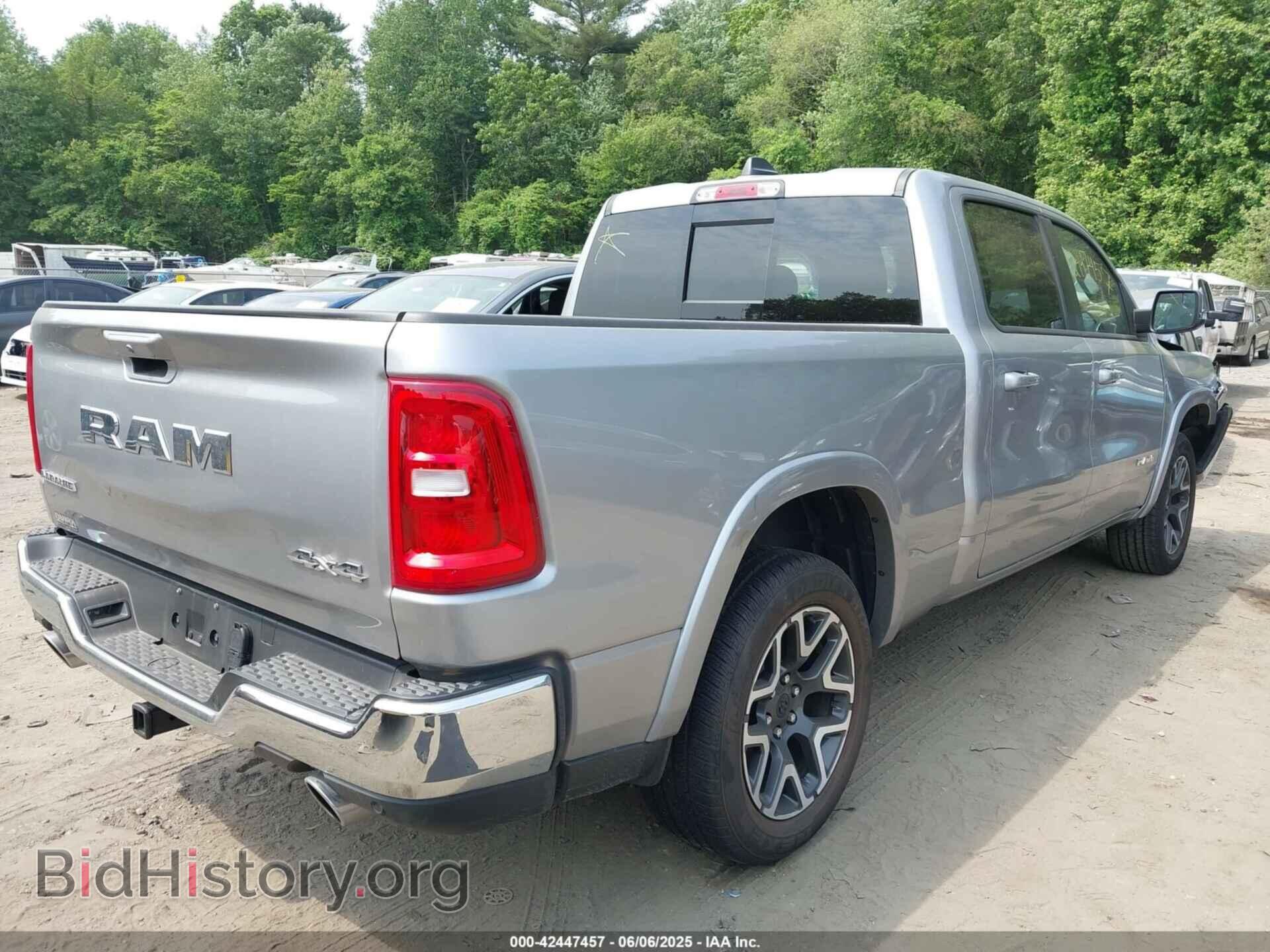 2025 RAM 1500 - VIN: 1C6SRFRP2SN520862 - Фото 4