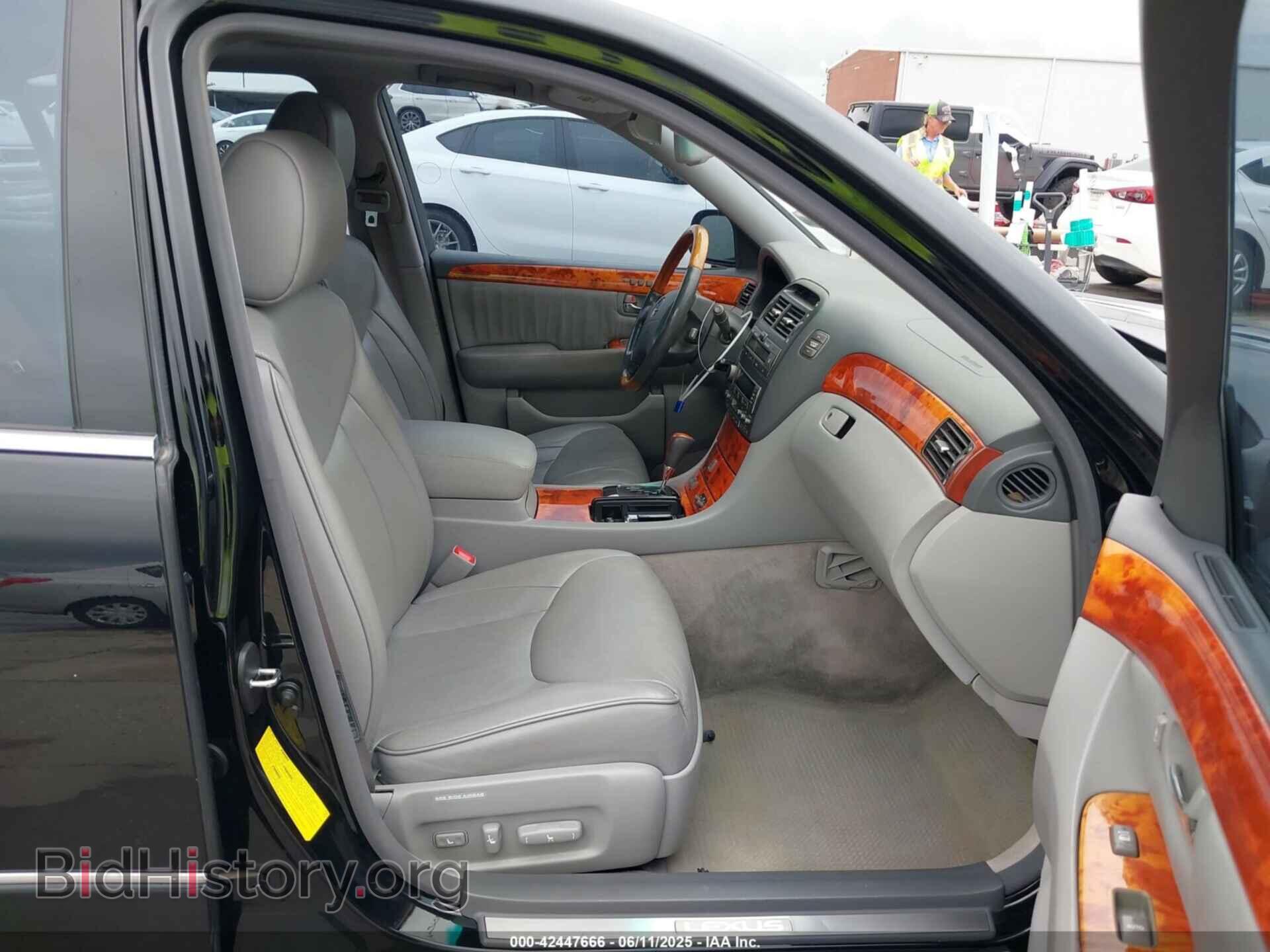 2005 LEXUS LS 430 - VIN: JTHBN36F455002110 - Photo 5