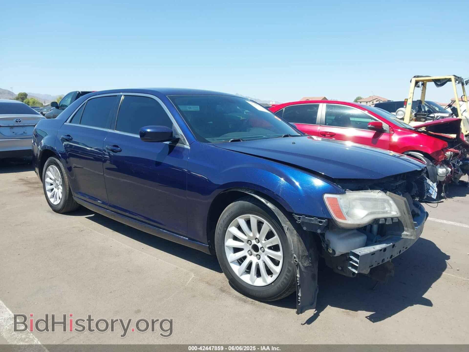 Фотография 2C3CCAAG1EH200446 - CHRYSLER 300 2014