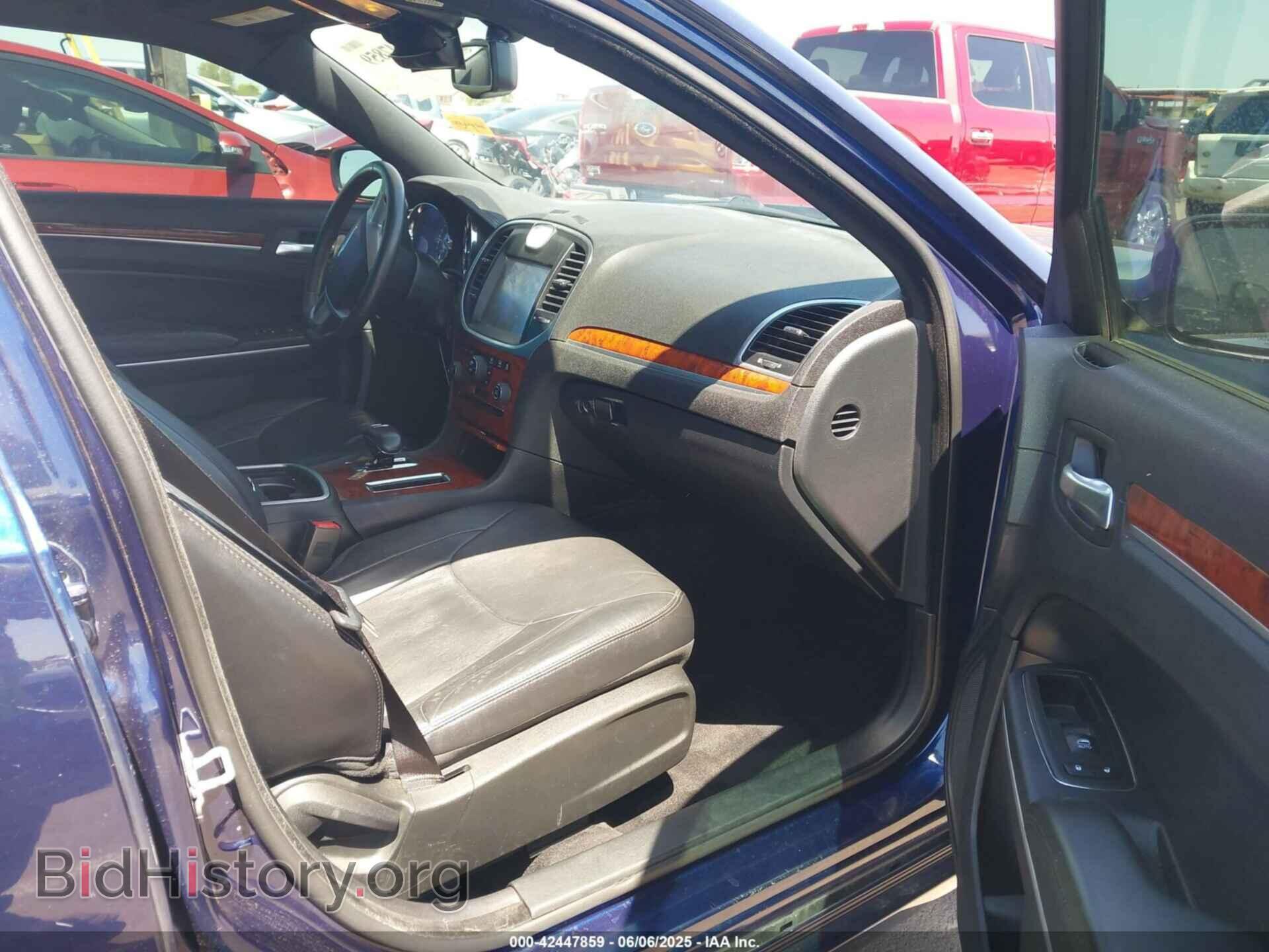 2014 CHRYSLER 300 - VIN: 2C3CCAAG1EH200446 - Фото 5
