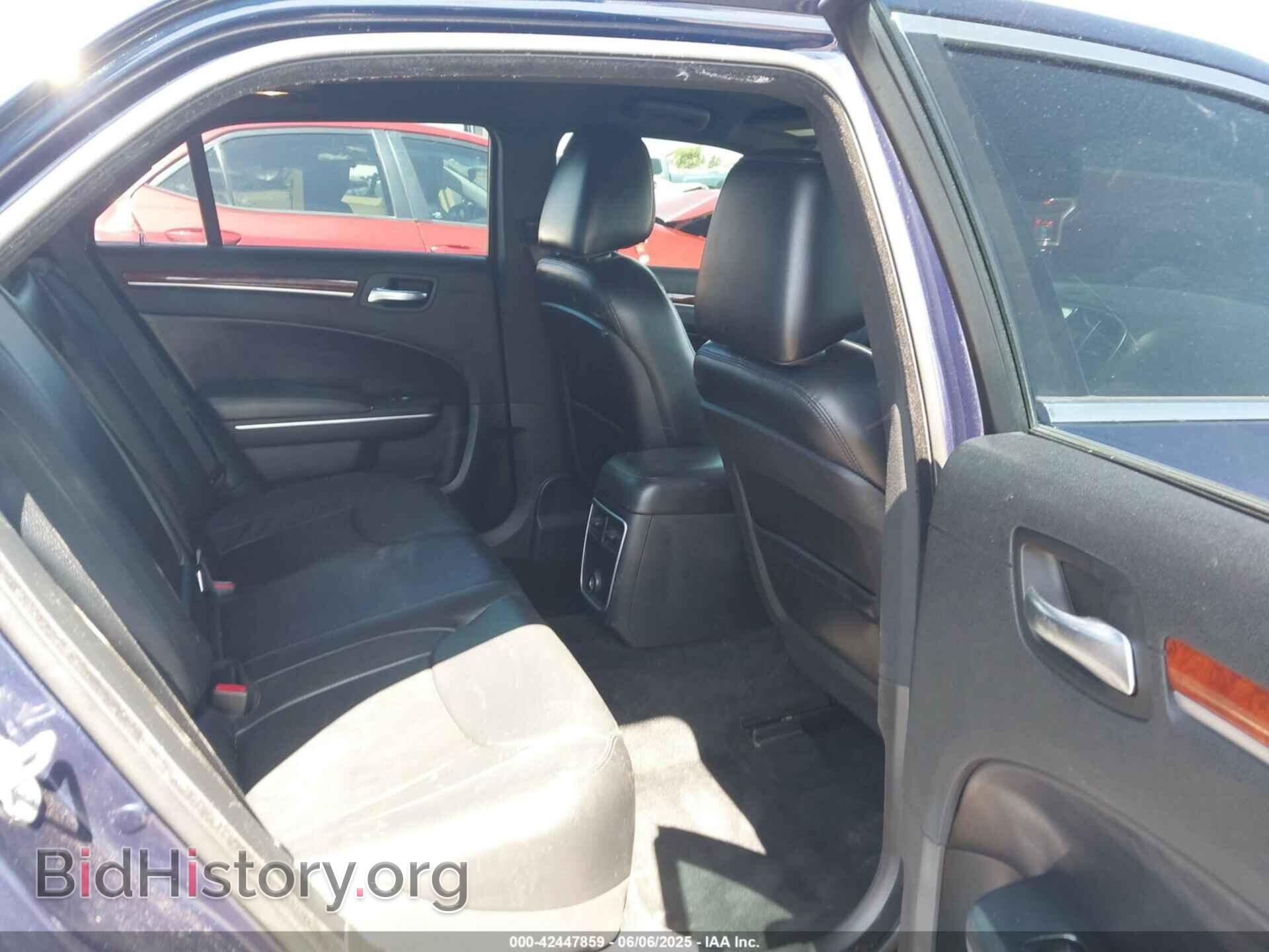 2014 CHRYSLER 300 - VIN: 2C3CCAAG1EH200446 - Фото 8