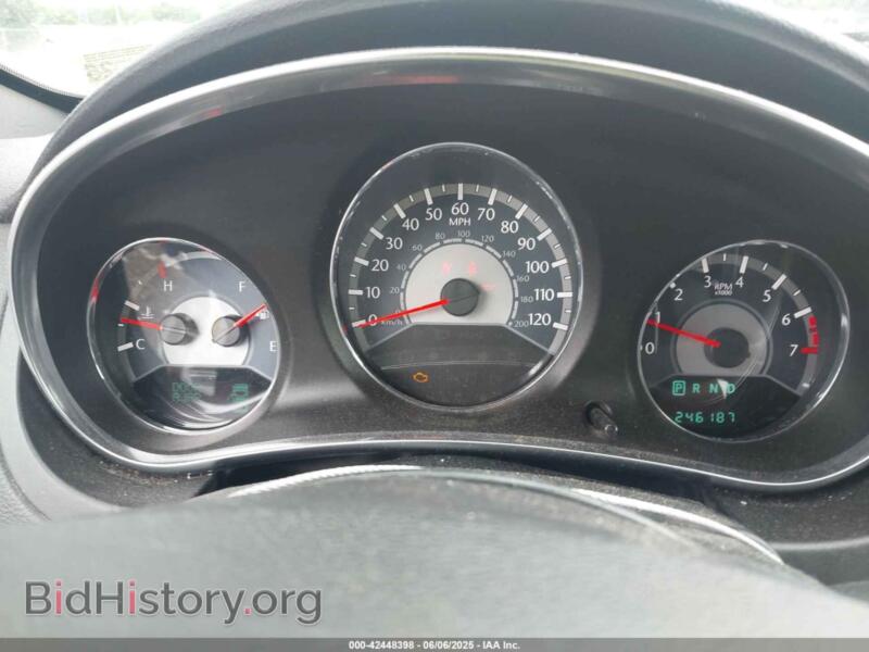 2013 Chrysler 200 (VIN 1C3CCBBG3DN678040) — photo 7 of 11