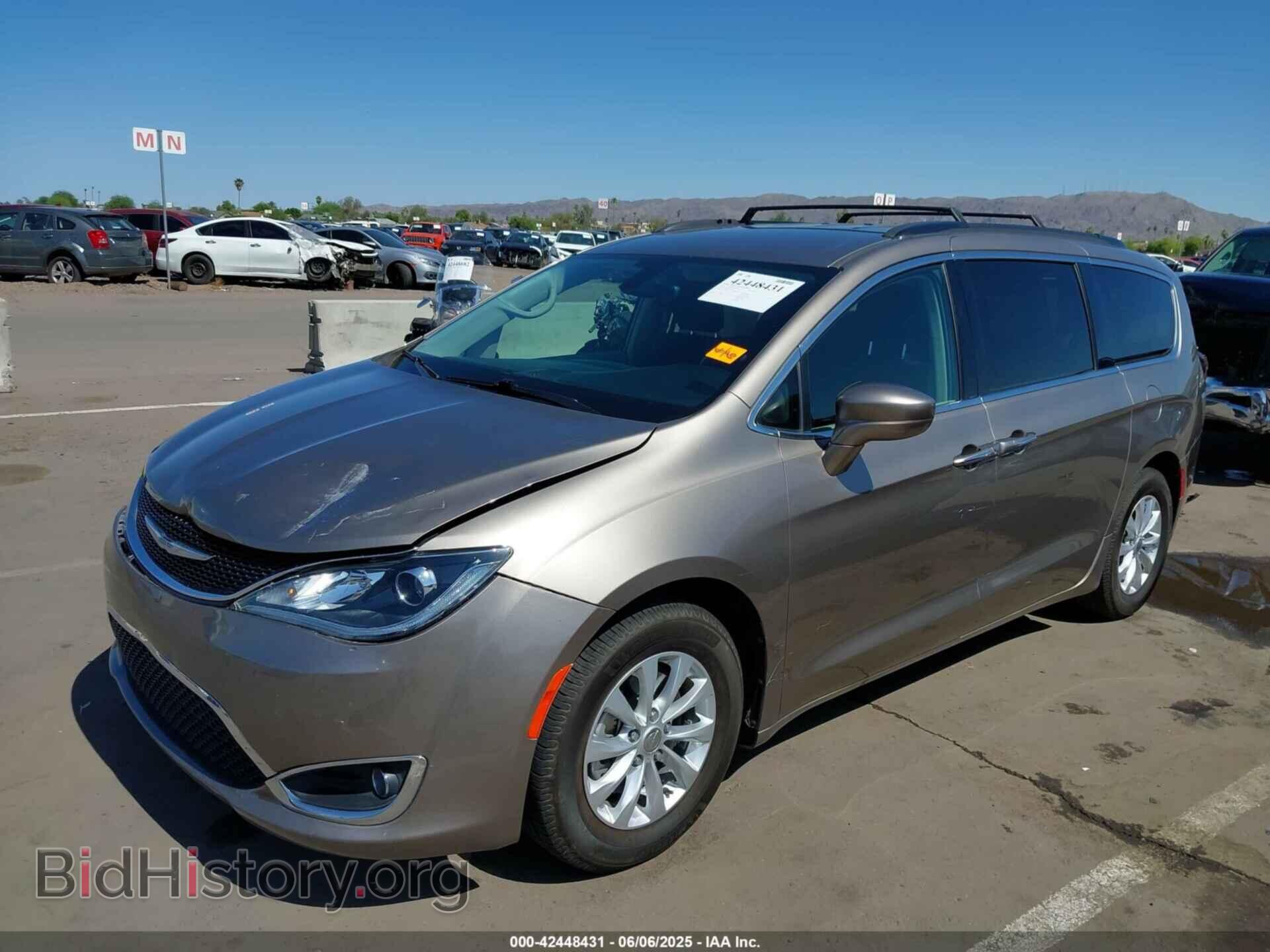 2018 CHRYSLER PACIFICA - VIN: 2C4RC1FG2JR212253 - Photo 2