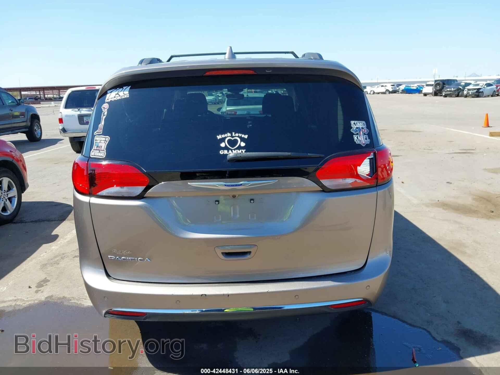 2018 CHRYSLER PACIFICA - VIN: 2C4RC1FG2JR212253 - Photo 16