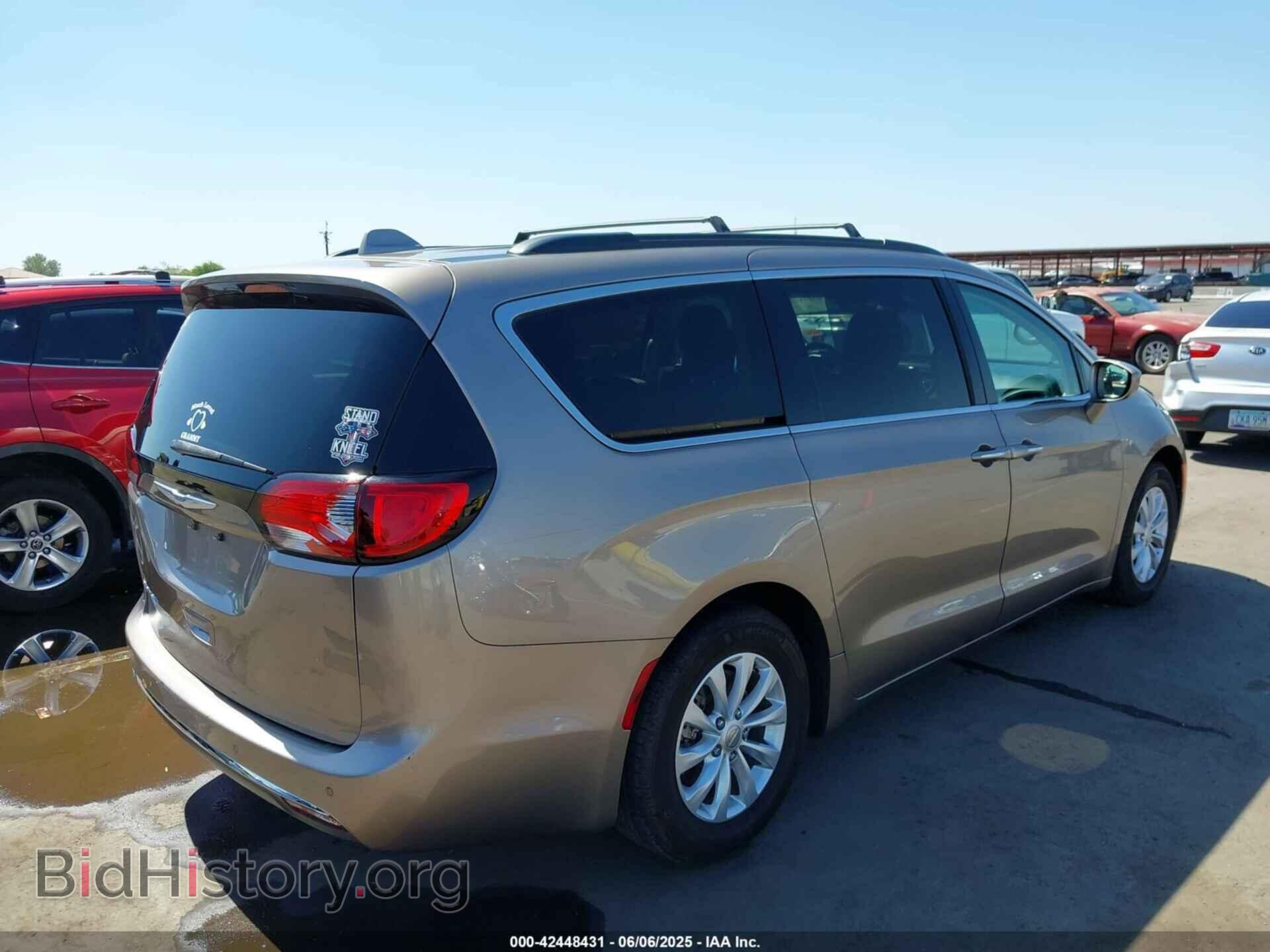 2018 CHRYSLER PACIFICA - VIN: 2C4RC1FG2JR212253 - Photo 4