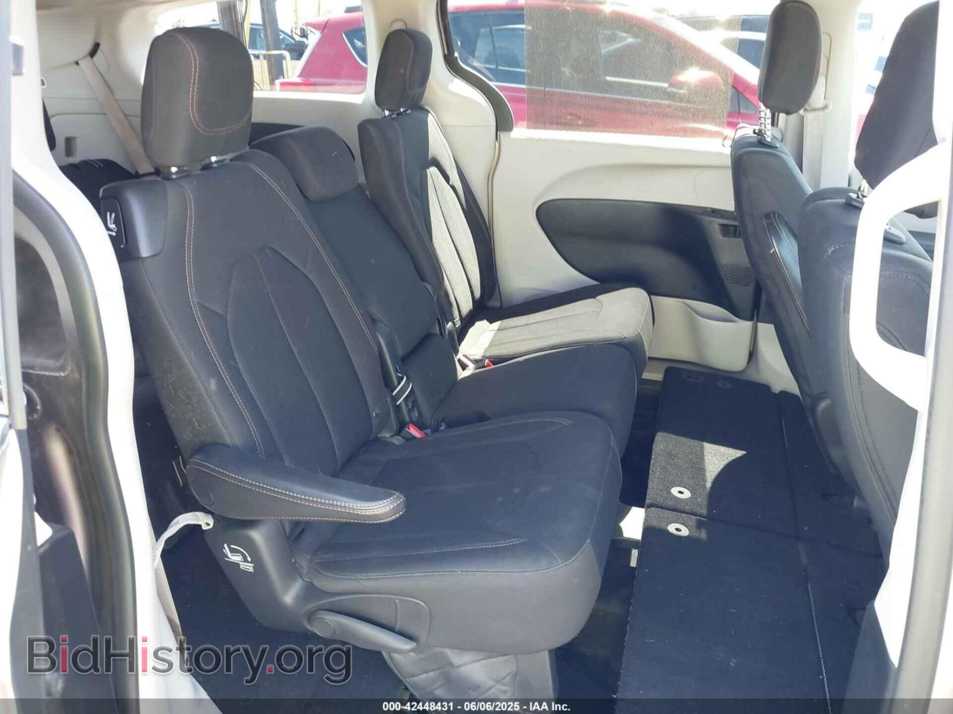 2018 CHRYSLER PACIFICA - VIN: 2C4RC1FG2JR212253 - Photo 8