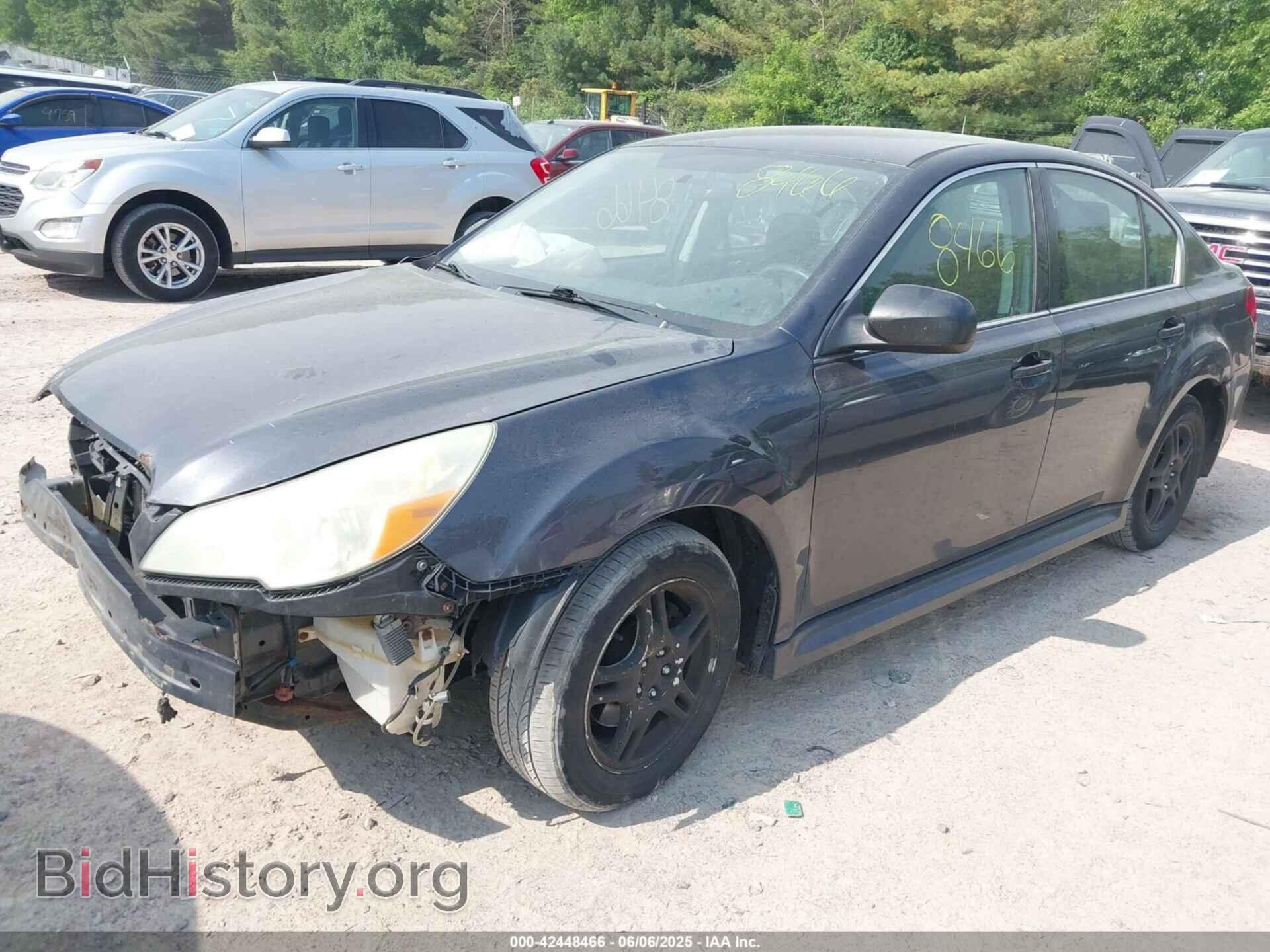 2010 SUBARU LEGACY - VIN: 4S3BMAA68A1237126 - Фото 2