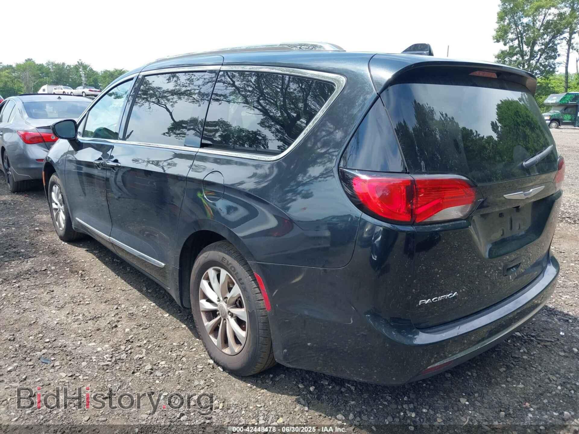 2018 CHRYSLER PACIFICA - VIN: 2C4RC1BG9JR132048 - Фото 3