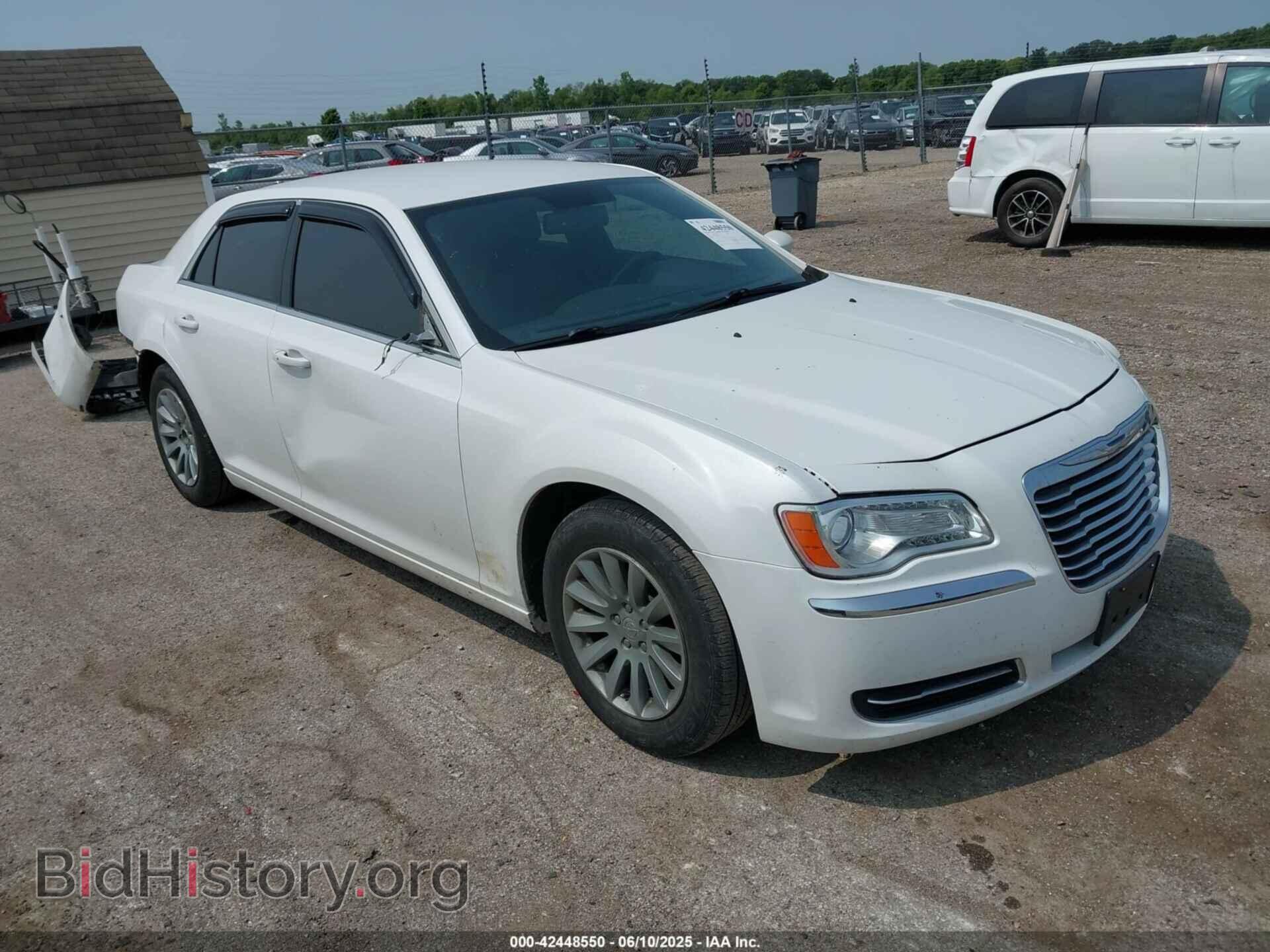 Фотография 2C3CCAAGXDH515471 - CHRYSLER 300 2013