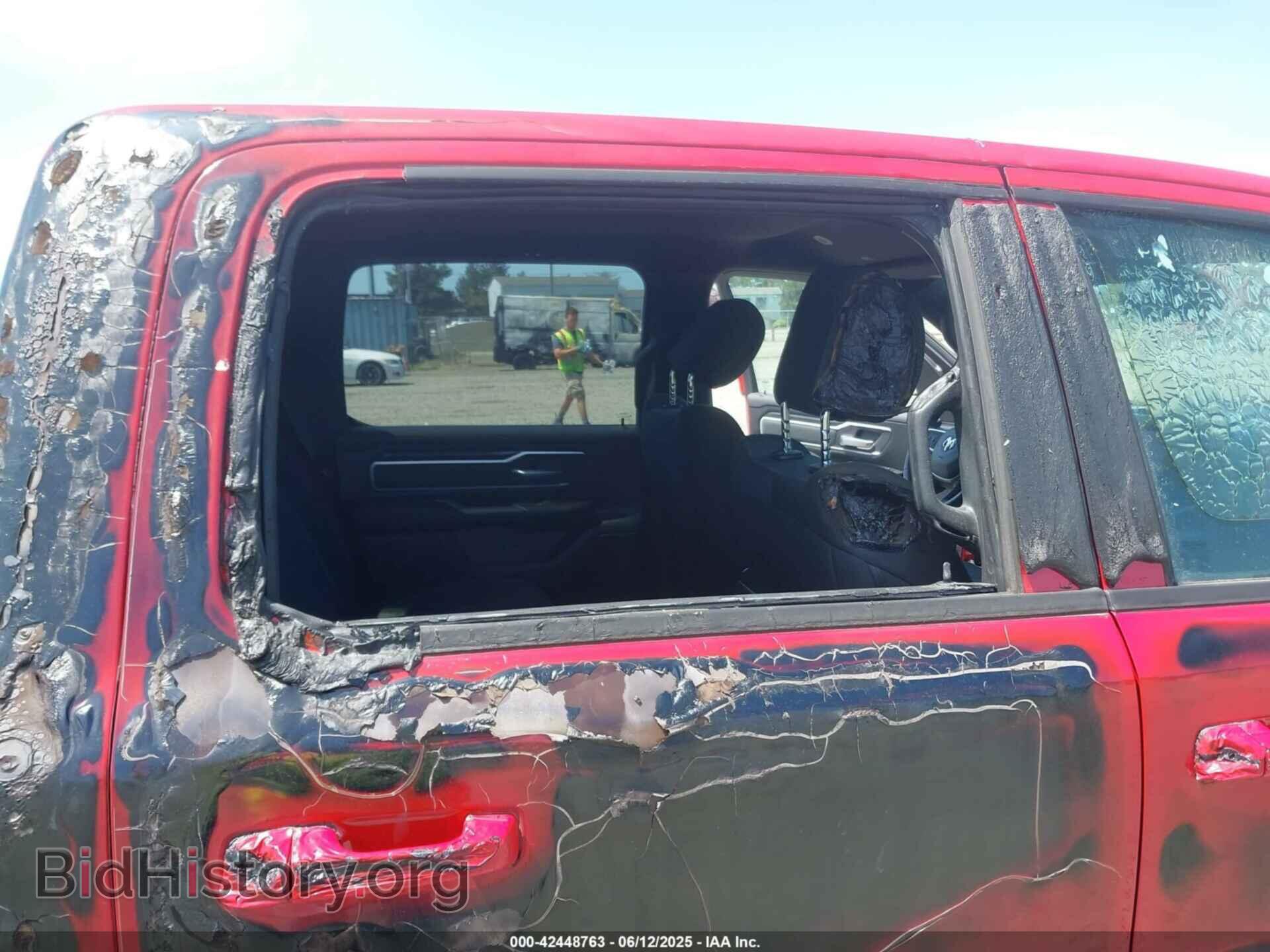 2021 RAM 1500 - VIN: 1C6SRFMT4MN562473 - Фото 13
