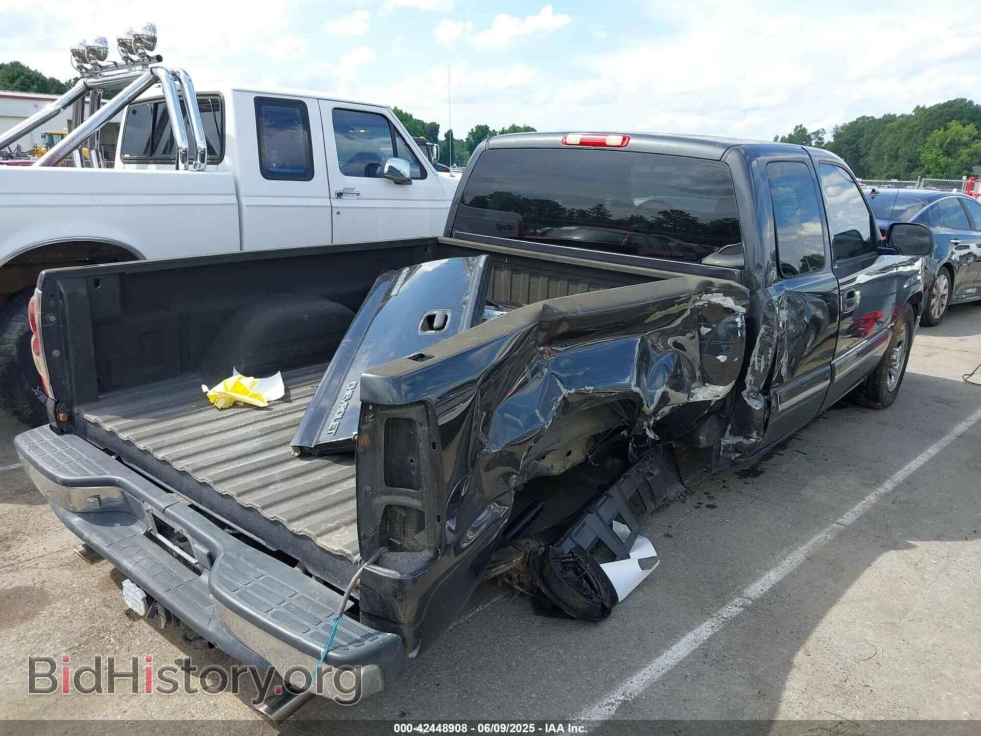 2005 CHEVROLET SILVERADO 1500 - VIN: 2GCEC19VX51318544 - Фото 4