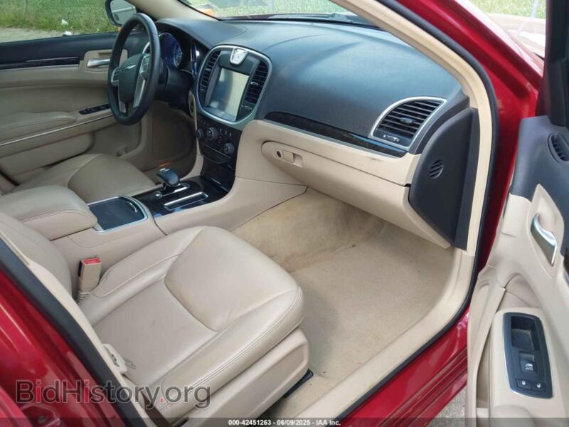 2014 Chrysler 300 (VIN 2C3CCAAG5EH352083) — фото 5 из 17