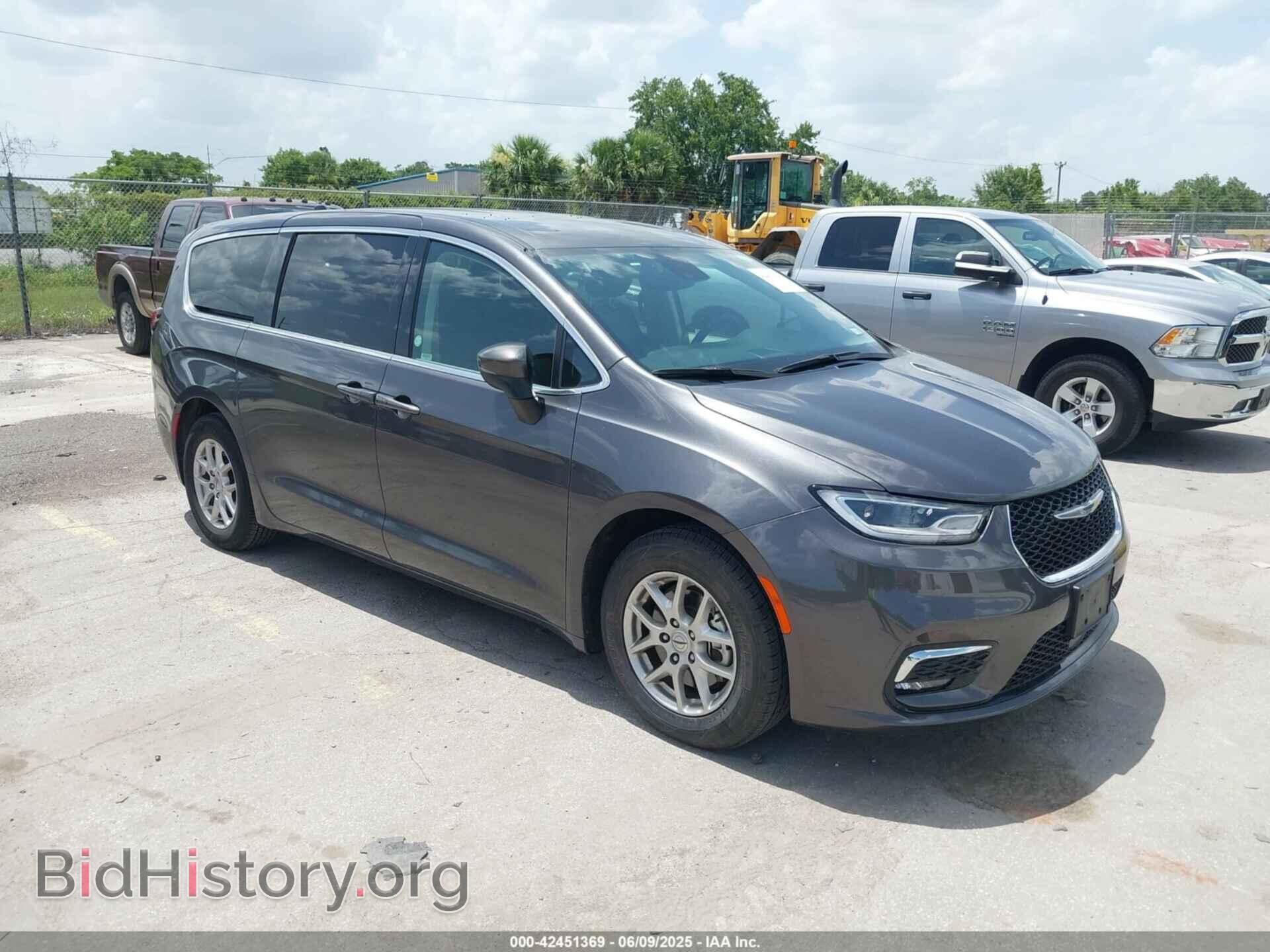 Фотография 2C4RC1BG6PR590302 - CHRYSLER PACIFICA 2023