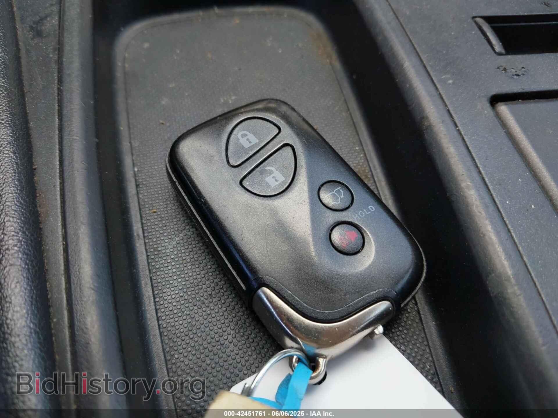2011 LEXUS CT 200H - VIN: JTHKD5BH2B2020642 - Фото 11