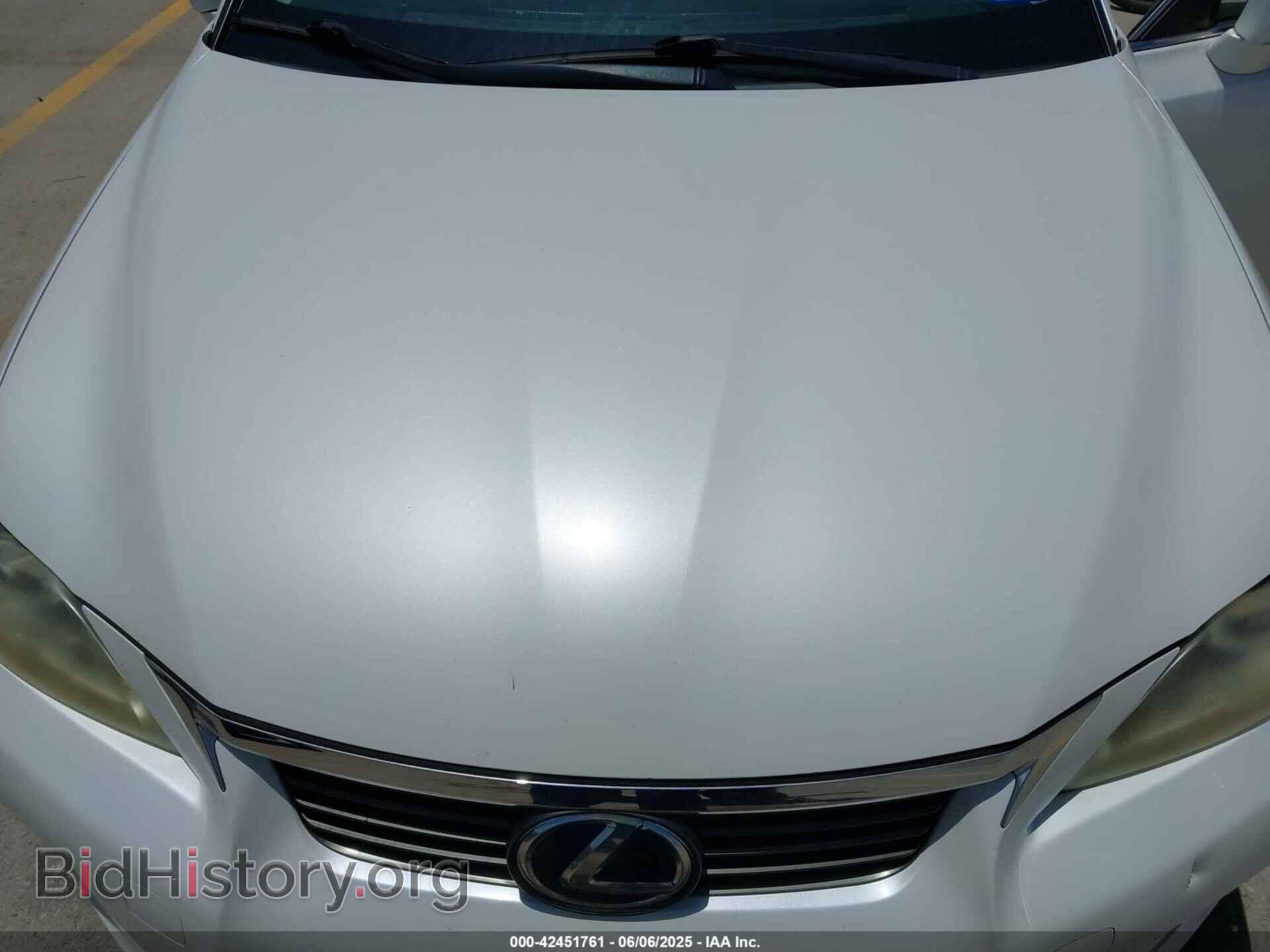 2011 LEXUS CT 200H - VIN: JTHKD5BH2B2020642 - Фото 6