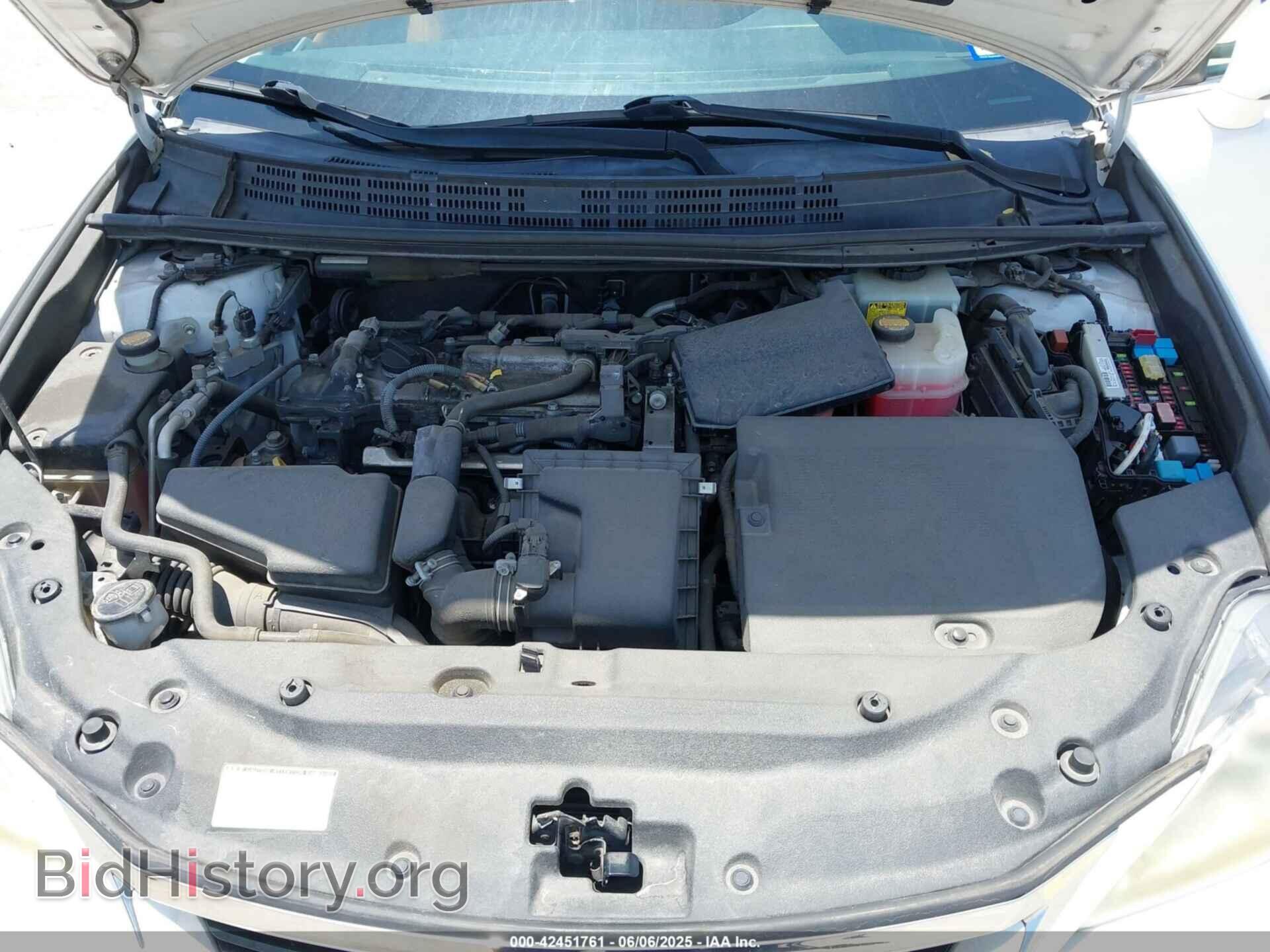2011 LEXUS CT 200H - VIN: JTHKD5BH2B2020642 - Фото 10