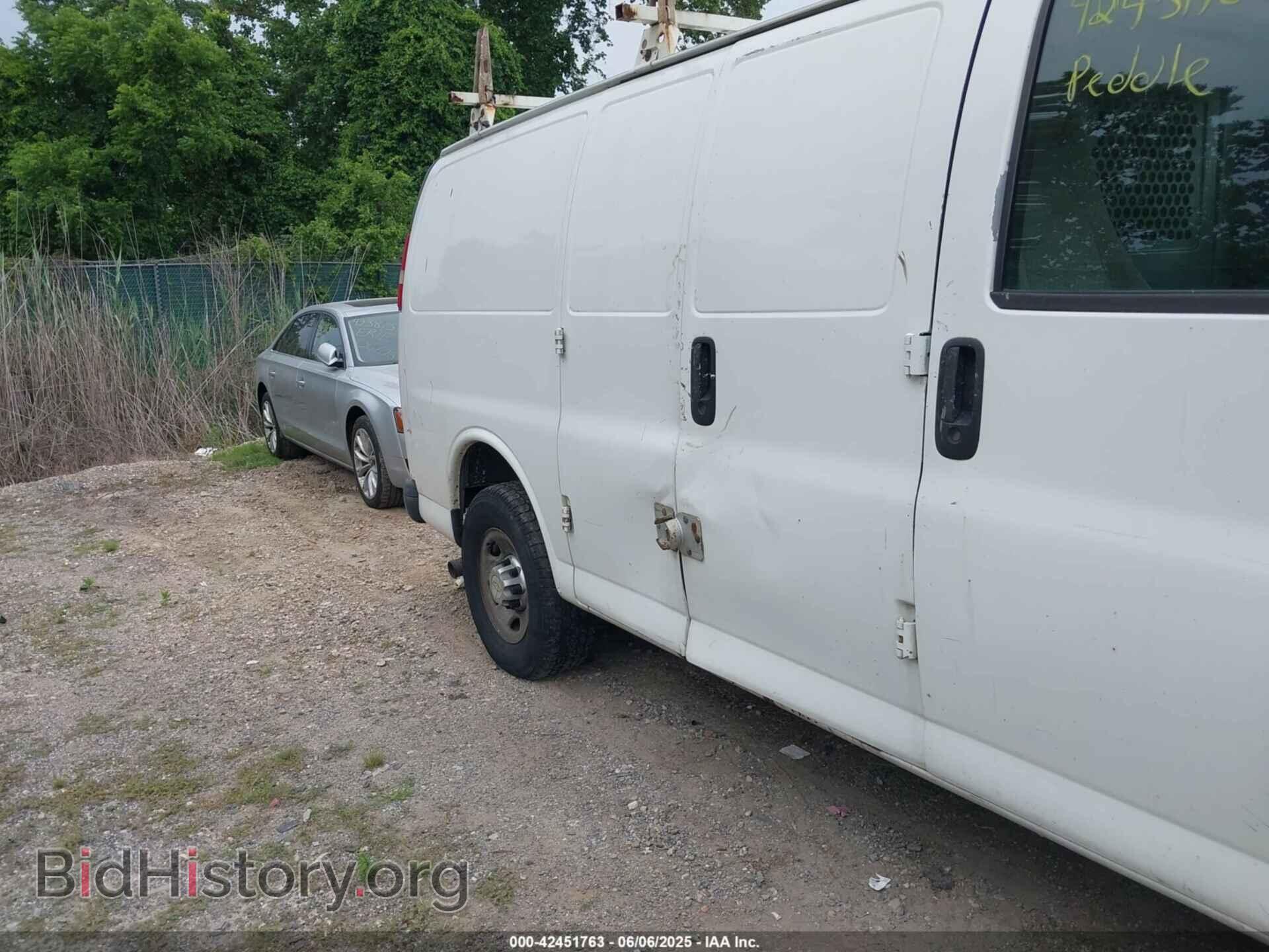2011 CHEVROLET EXPRESS 2500 - VIN: 1GCWGFCA4B1172655 - Фото 6